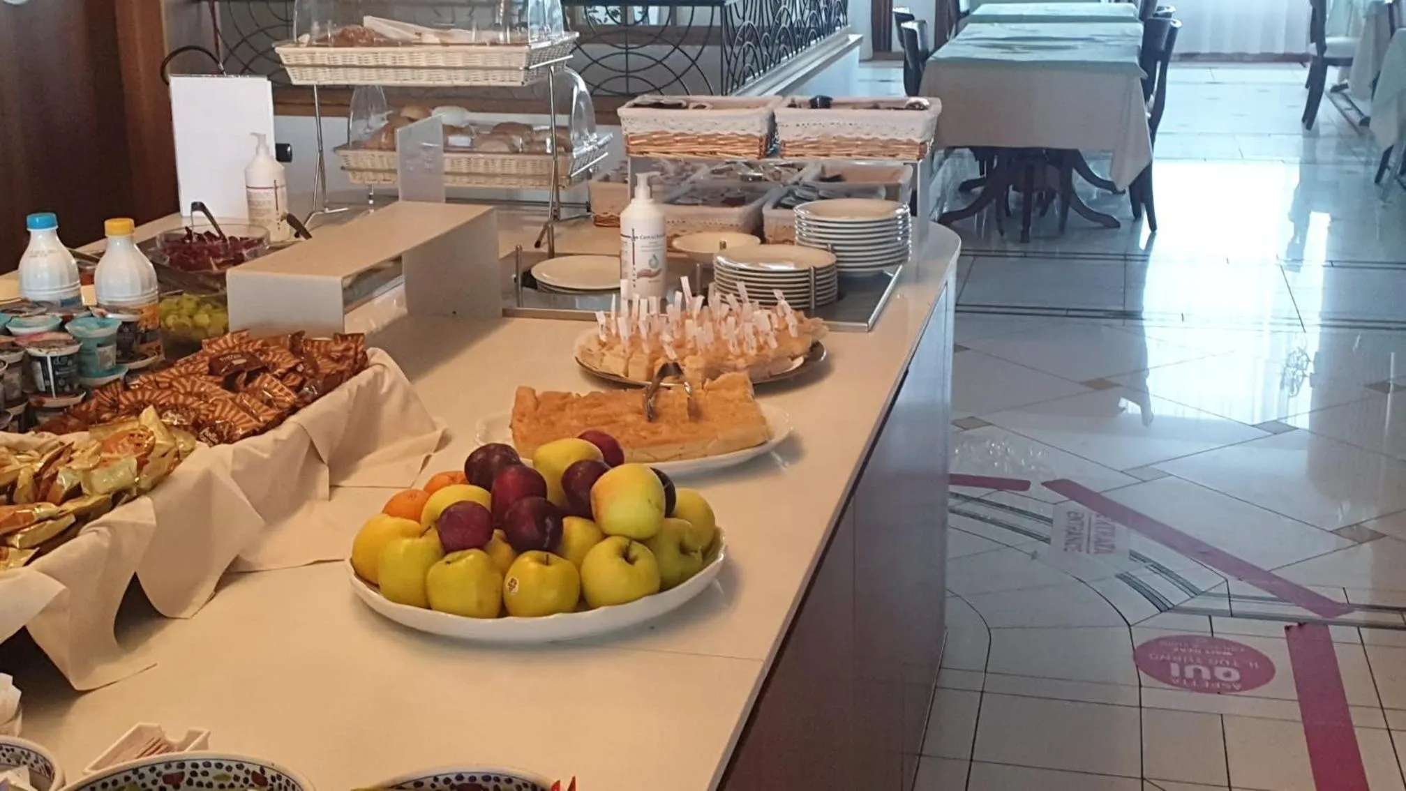 Breakfast in Hotel Negresco