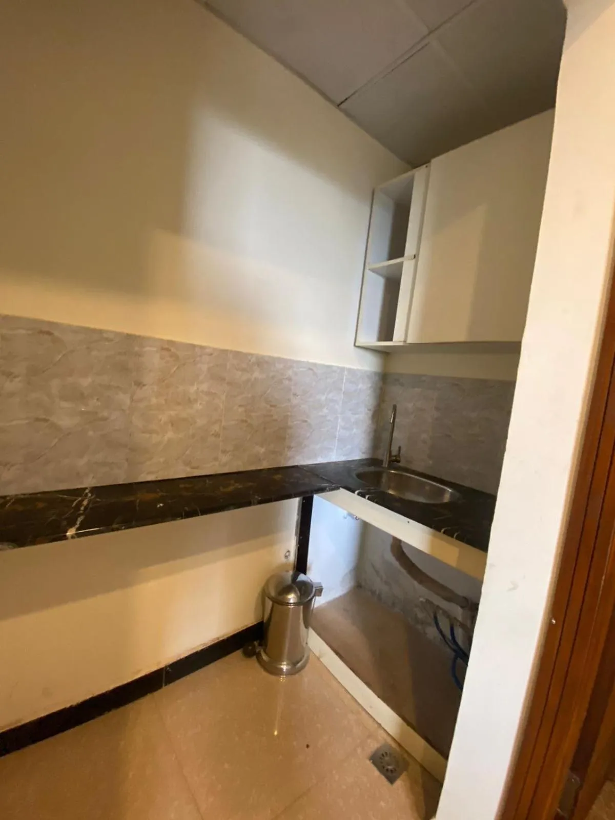 Kitchen or kitchenette in AK Hotel & Suites