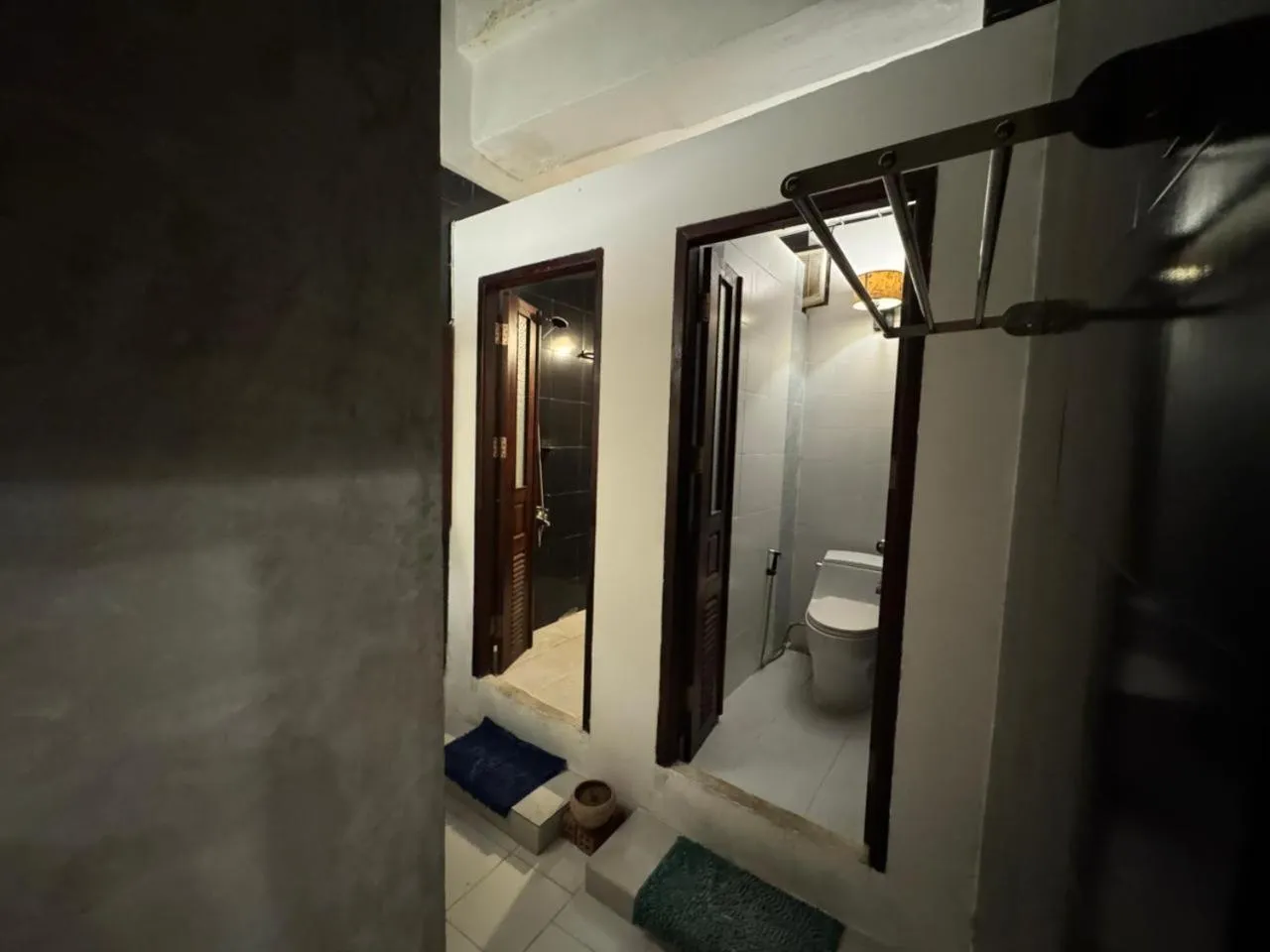 Shower in Ban Channuane