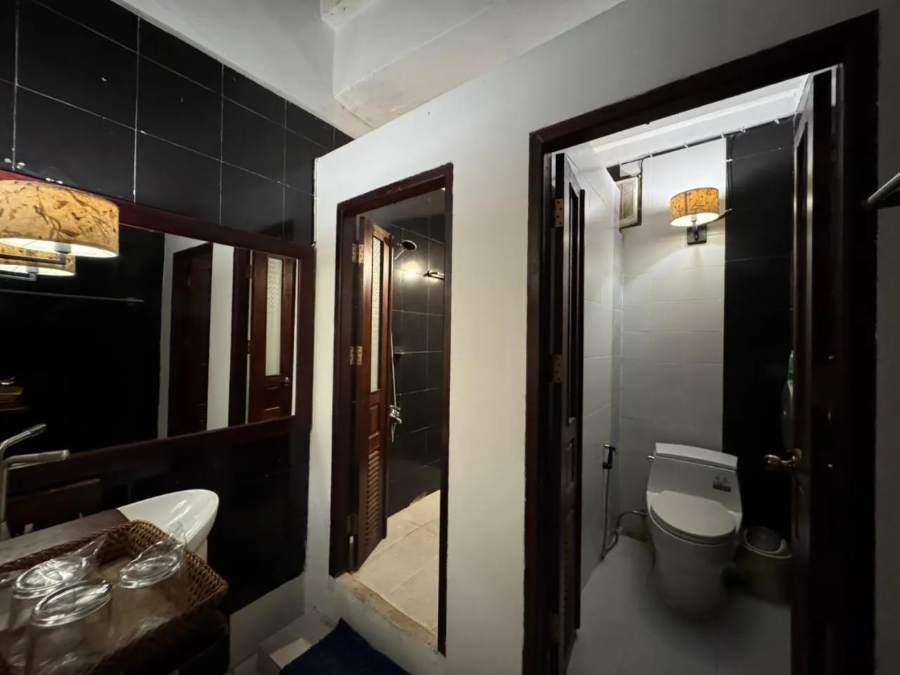 Toilet in Ban Channuane