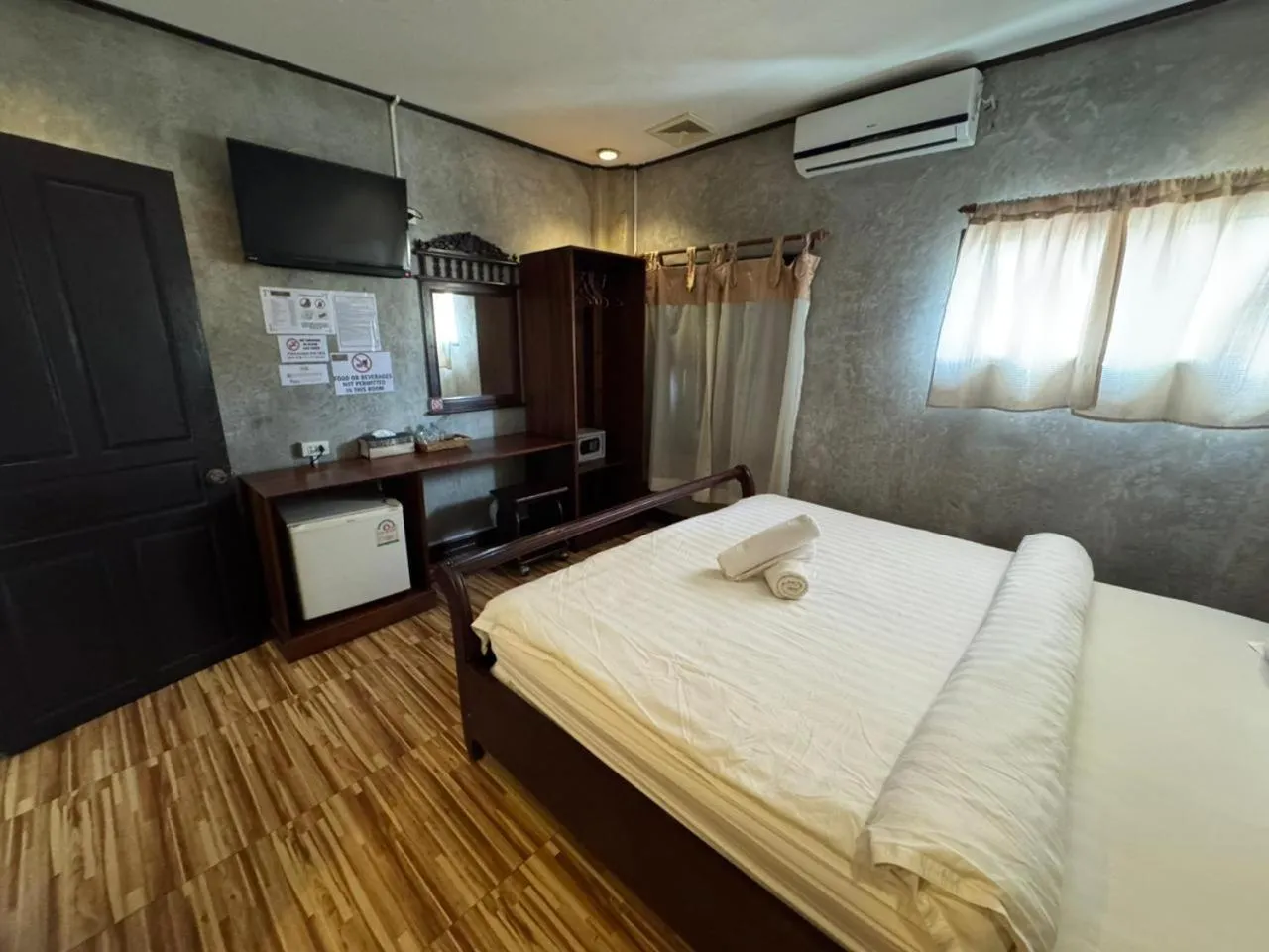 Bedroom, Bed in Ban Channuane