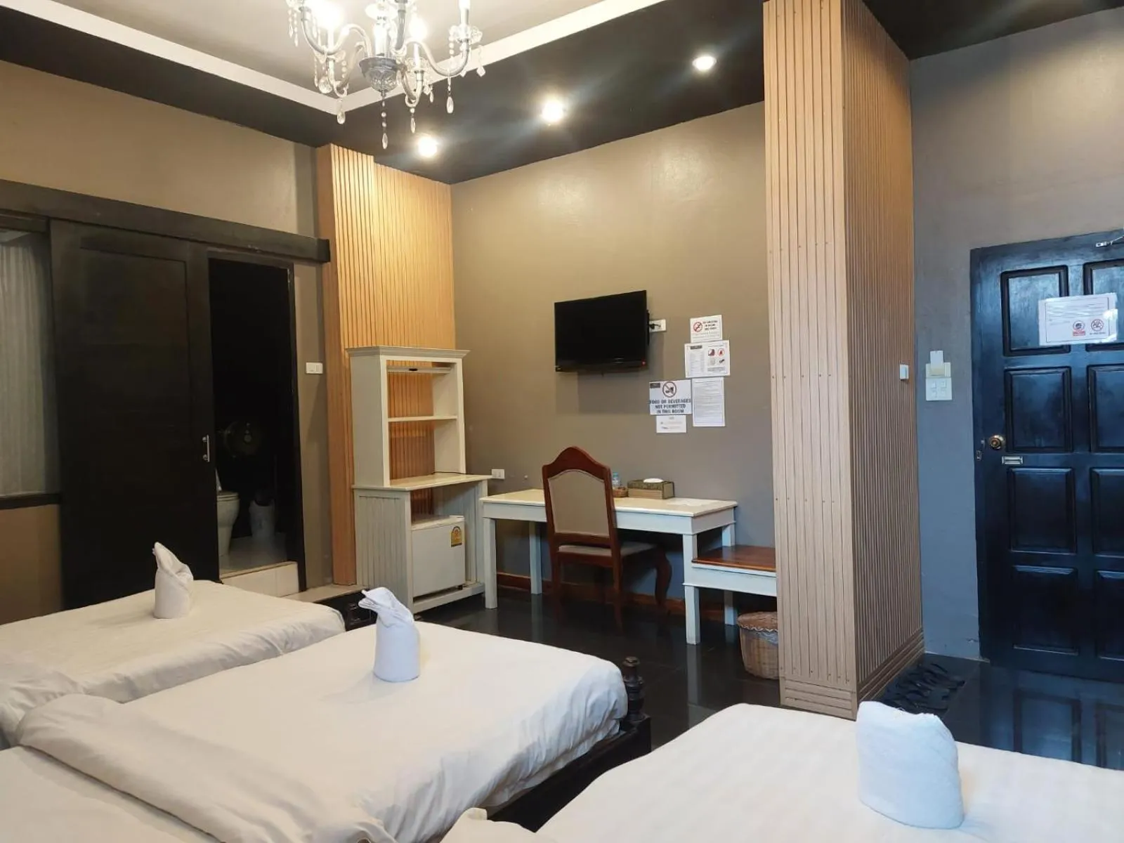 Bedroom, Bed in Ban Channuane