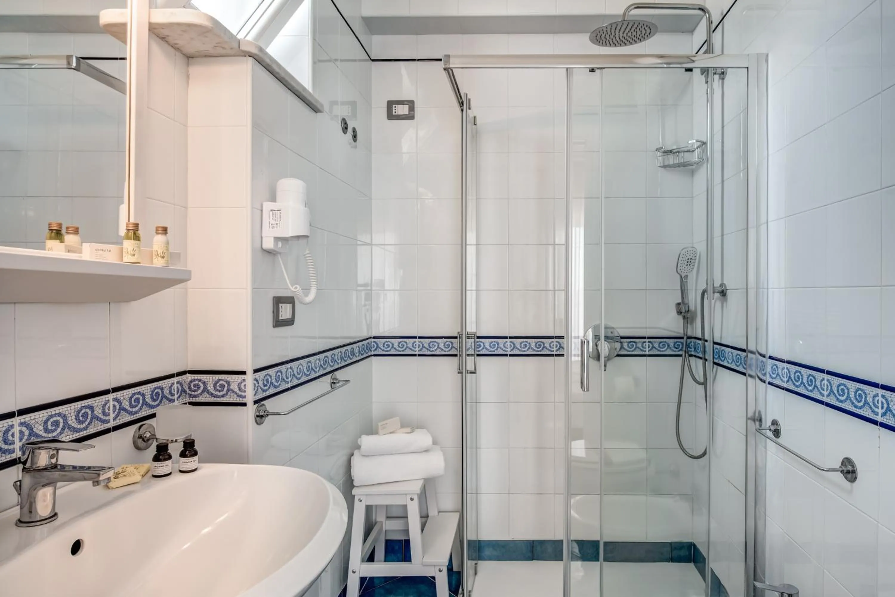 Shower in Gocce Di Capri Resort