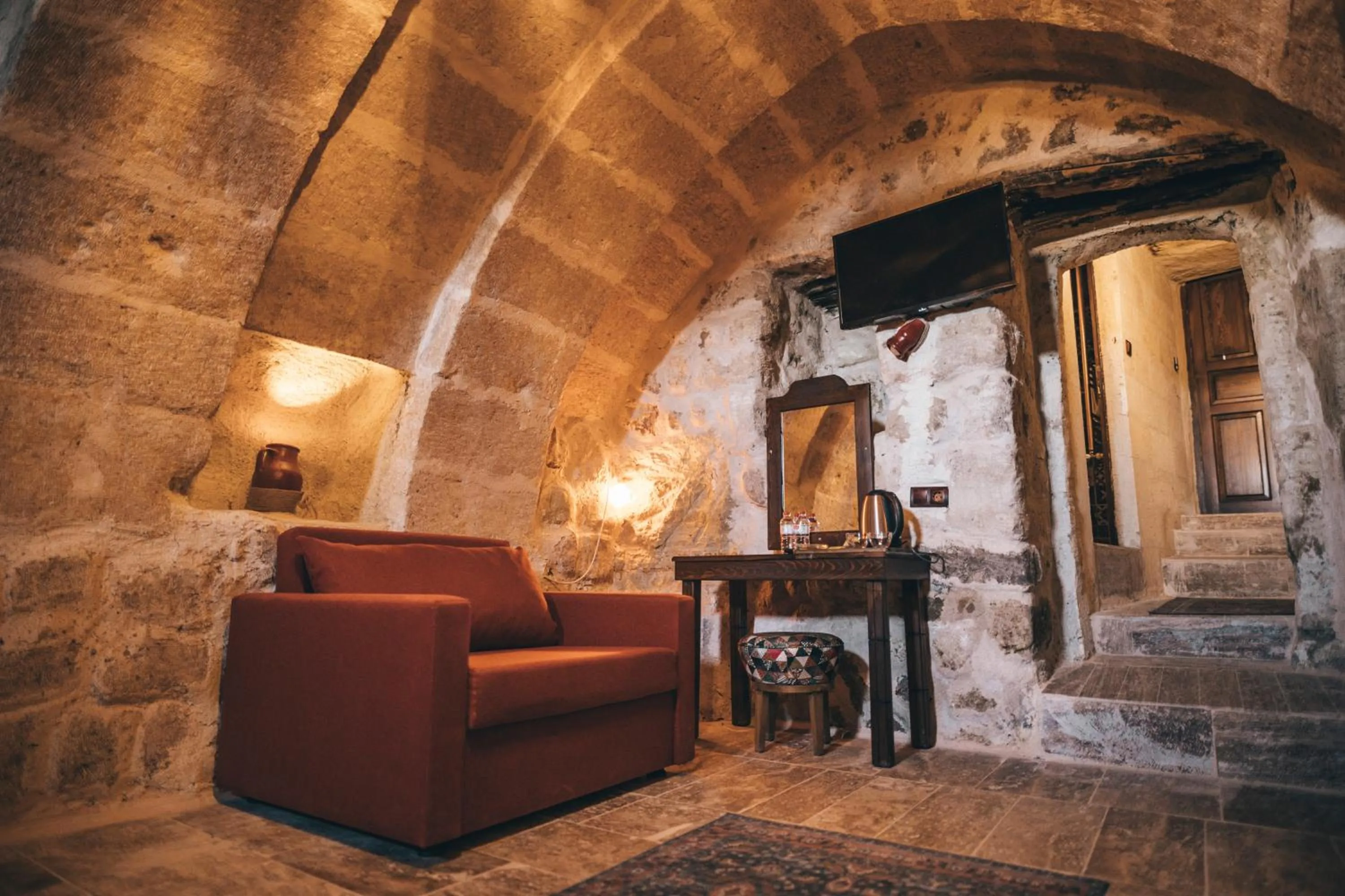 TV and multimedia in Tale Cave İnn