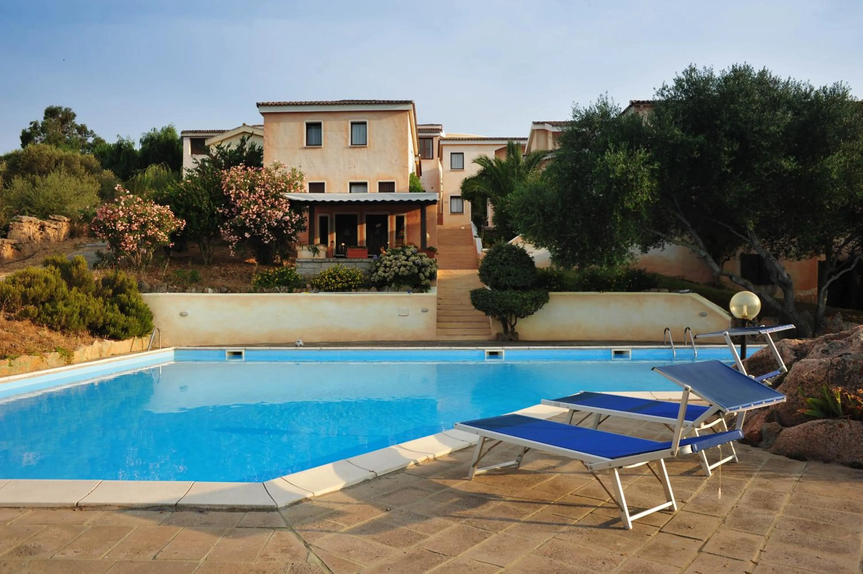 Property building in Hotel Micalosu