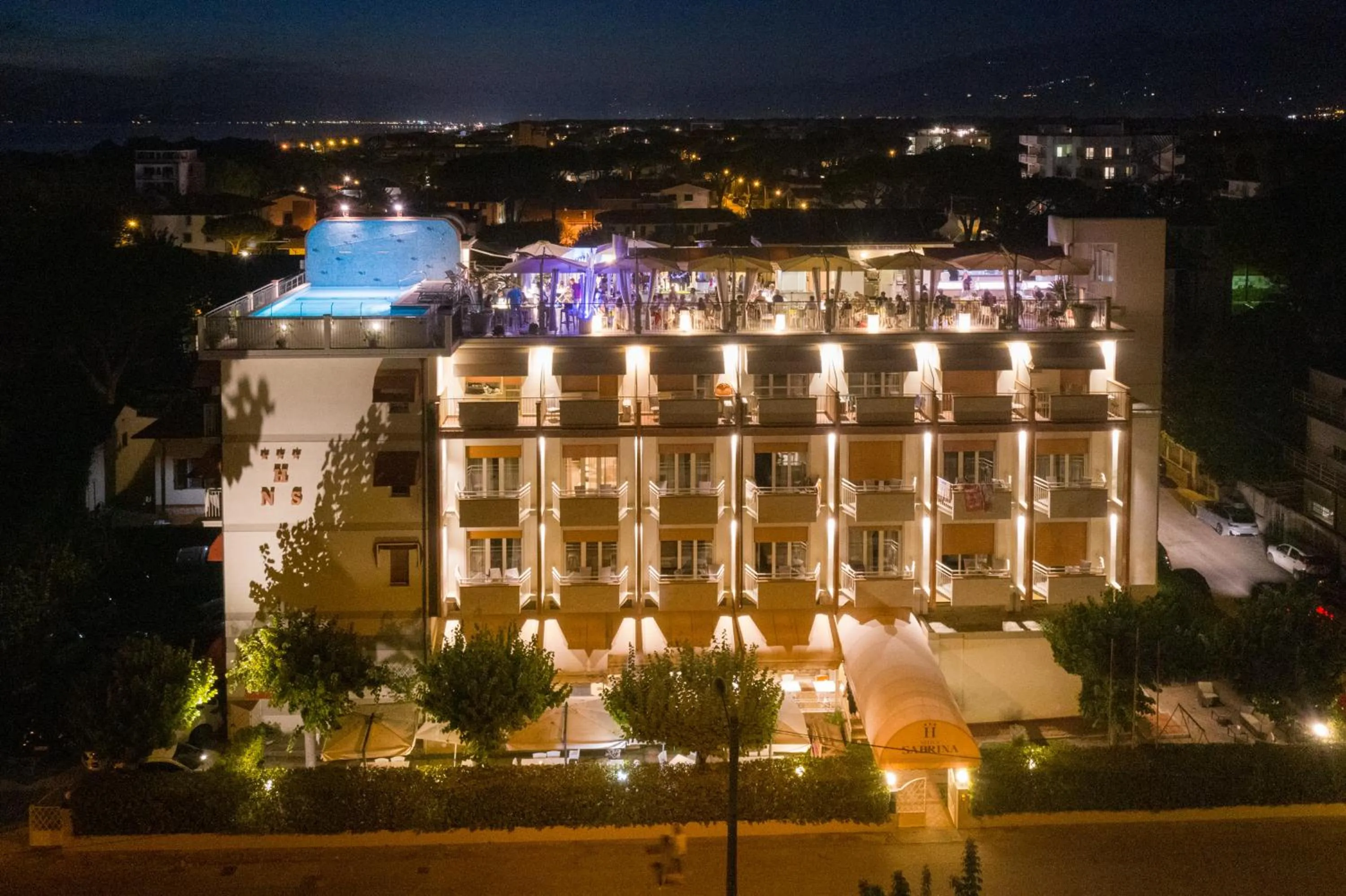 Property building in Hotel Nuova Sabrina