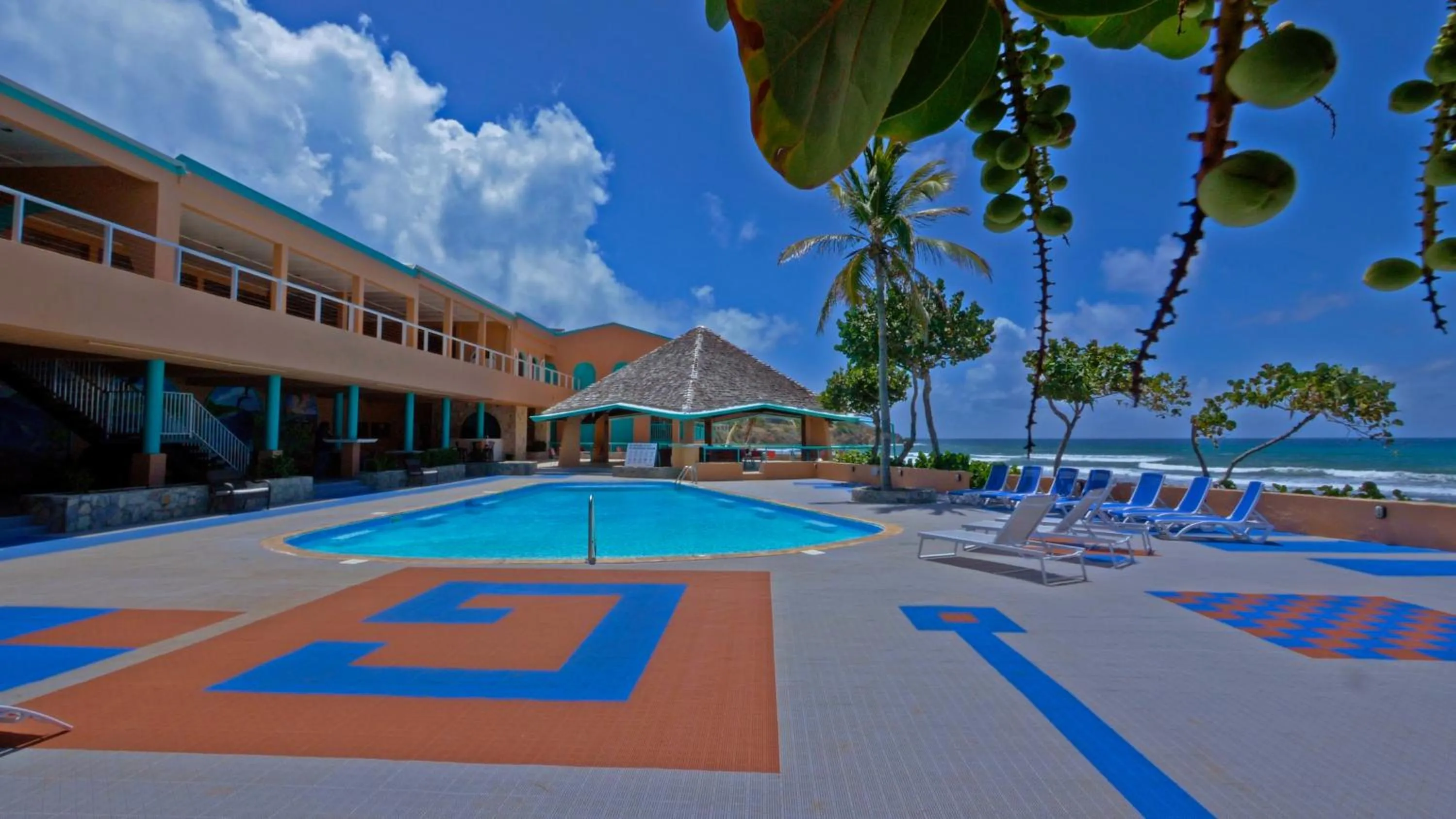 Swimming pool in Grapetree Bay Hotel and Villas