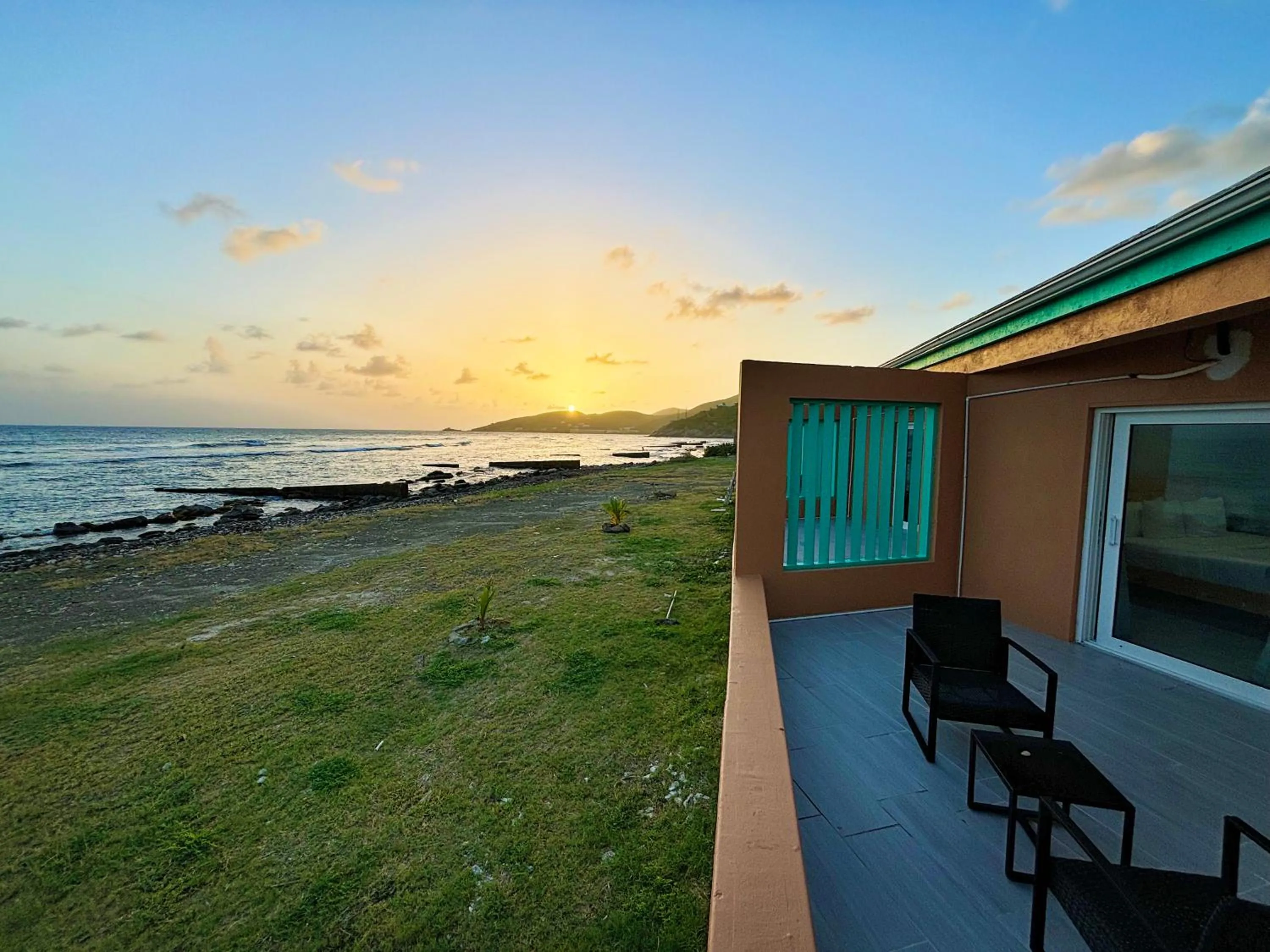 Balcony/Terrace in Grapetree Bay Hotel and Villas
