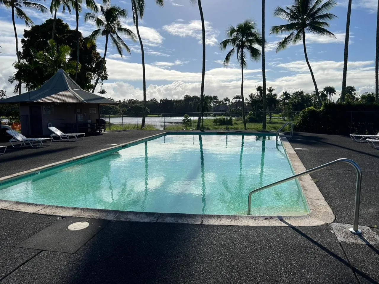 Stunning Views Best location in Hilo 2BR modern Condo