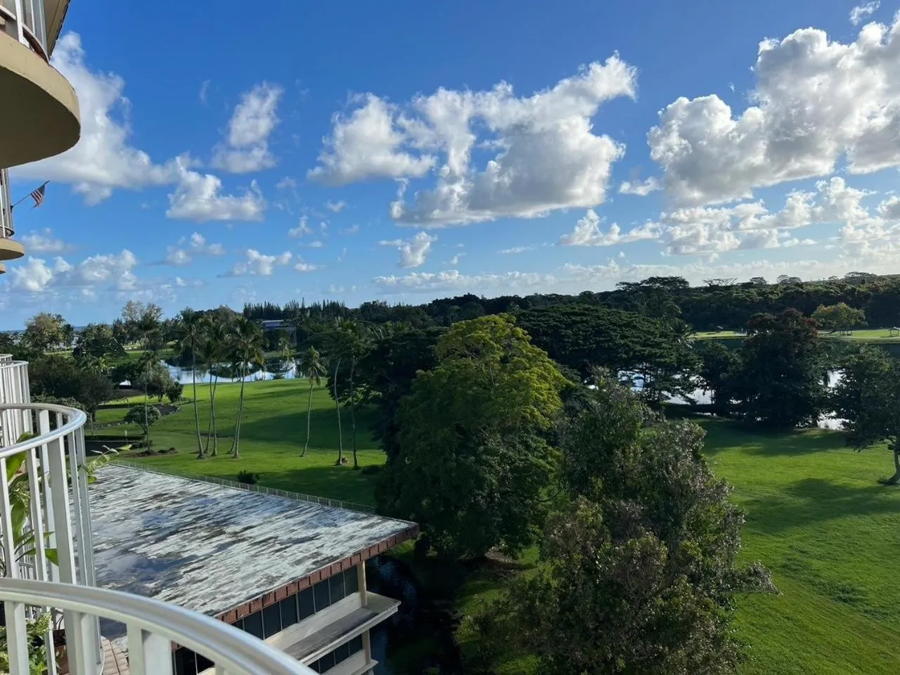 Stunning Views Best location in Hilo 2BR modern Condo