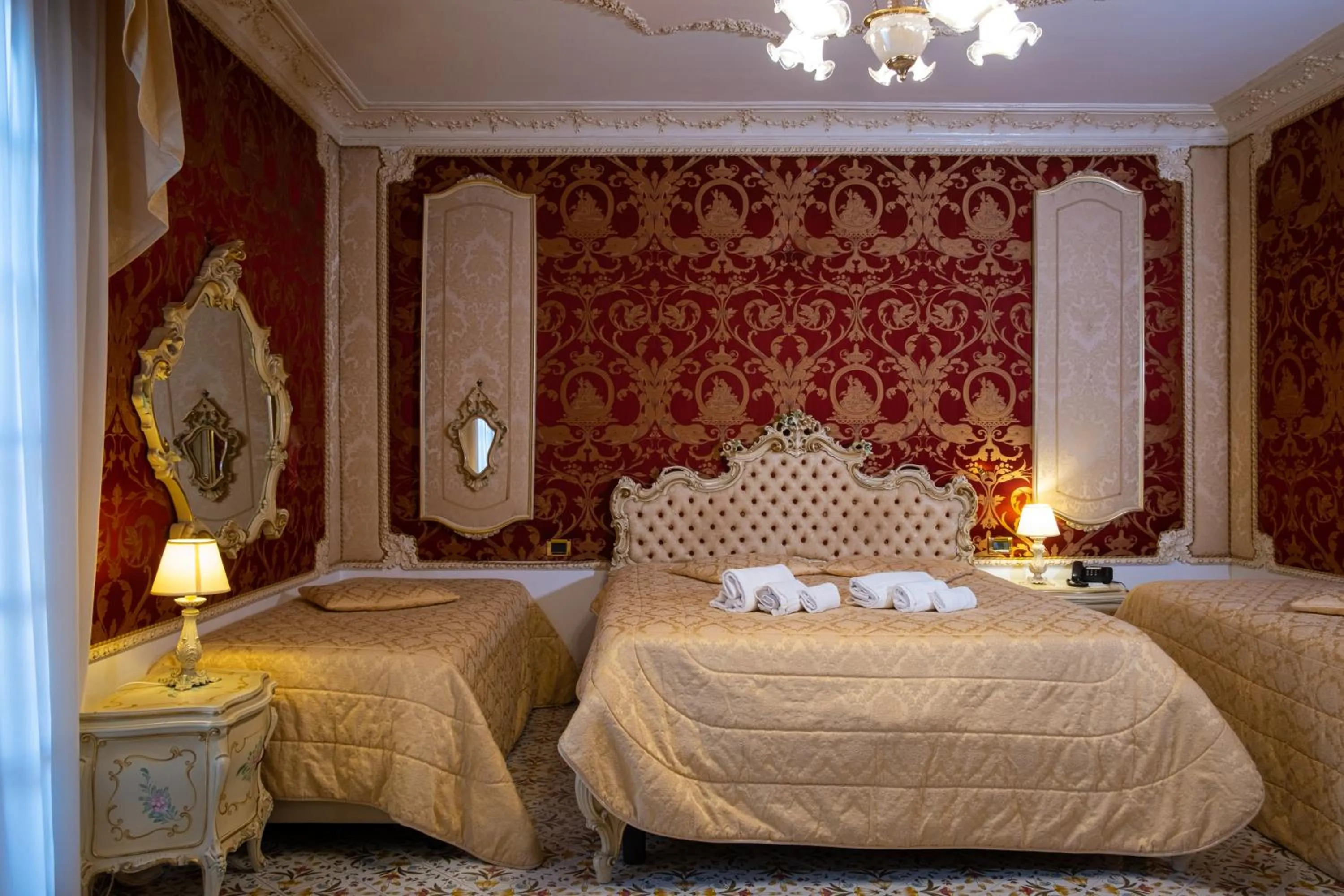 Bed in Grand Hotel La Sonrisa