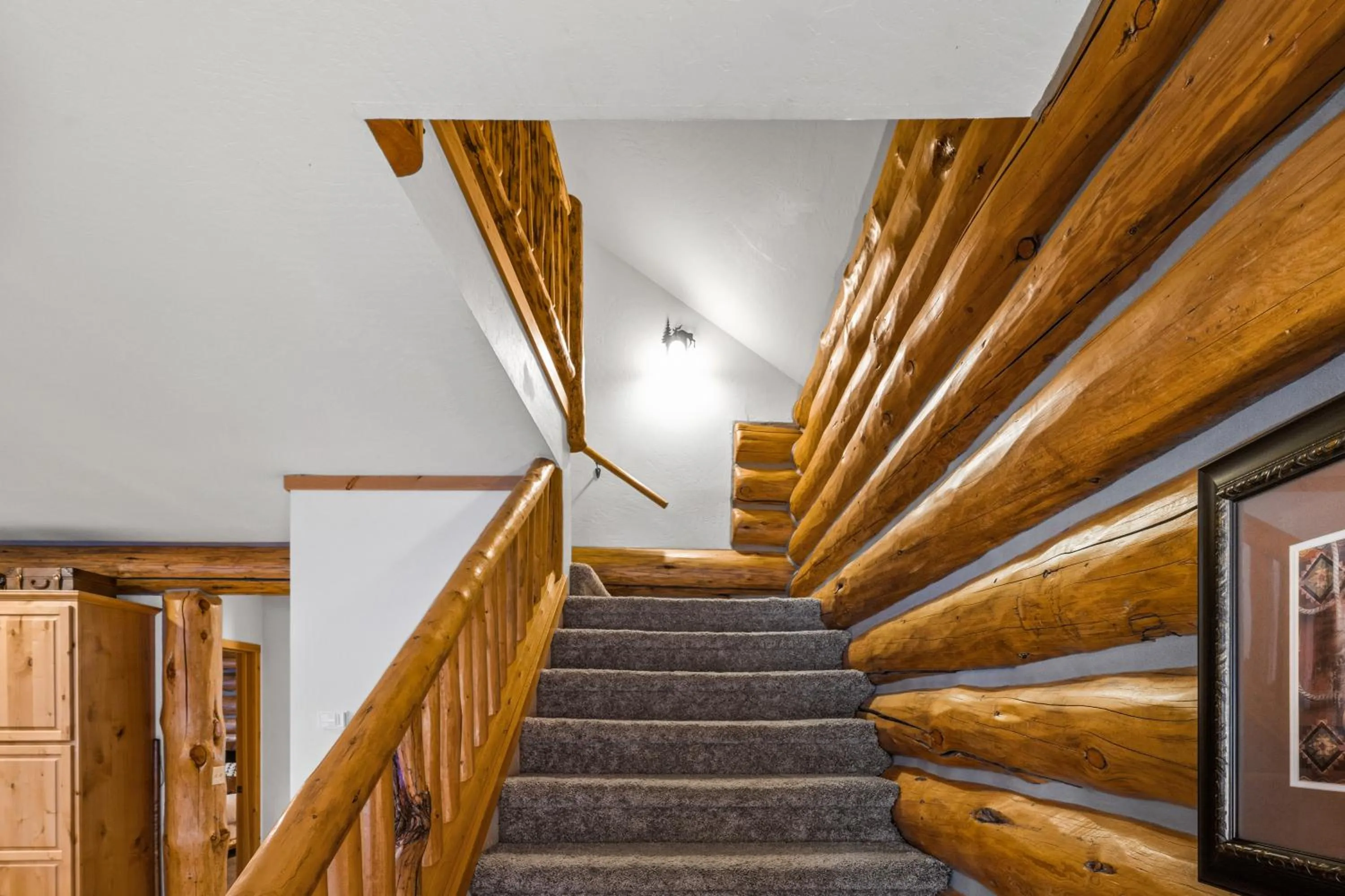 Living room in King's Cabin