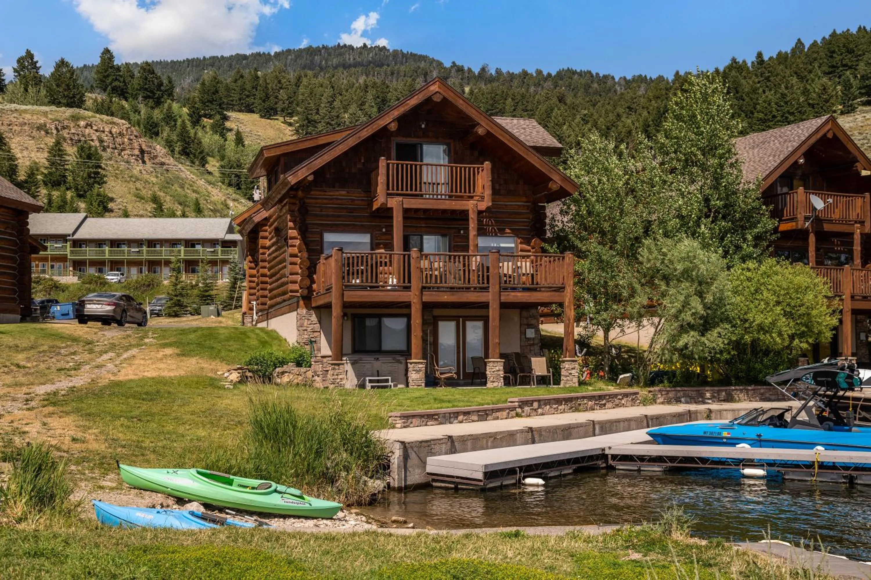 Property building in King's Cabin