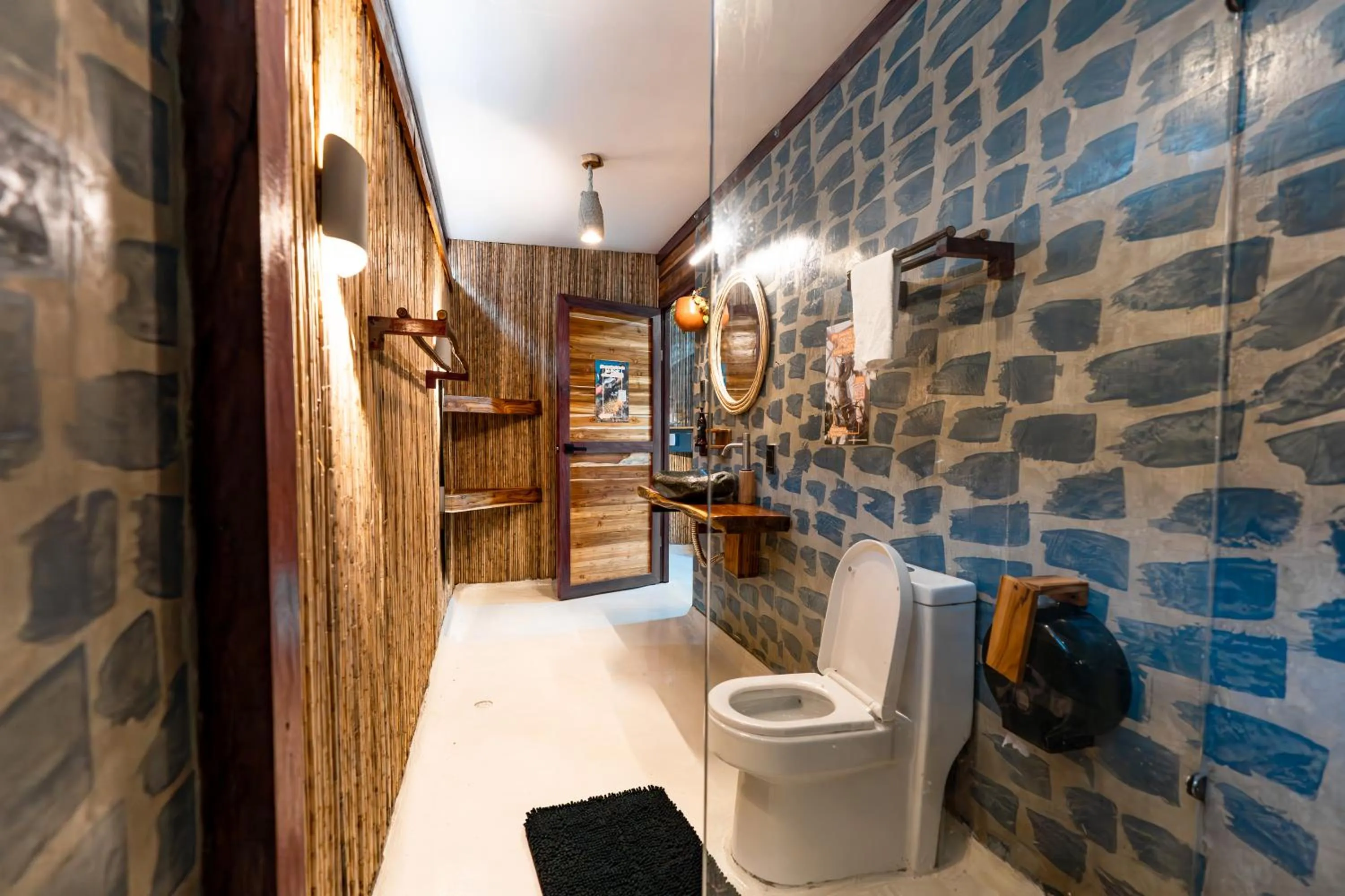 Bathroom in La Playita Isla Fuerte