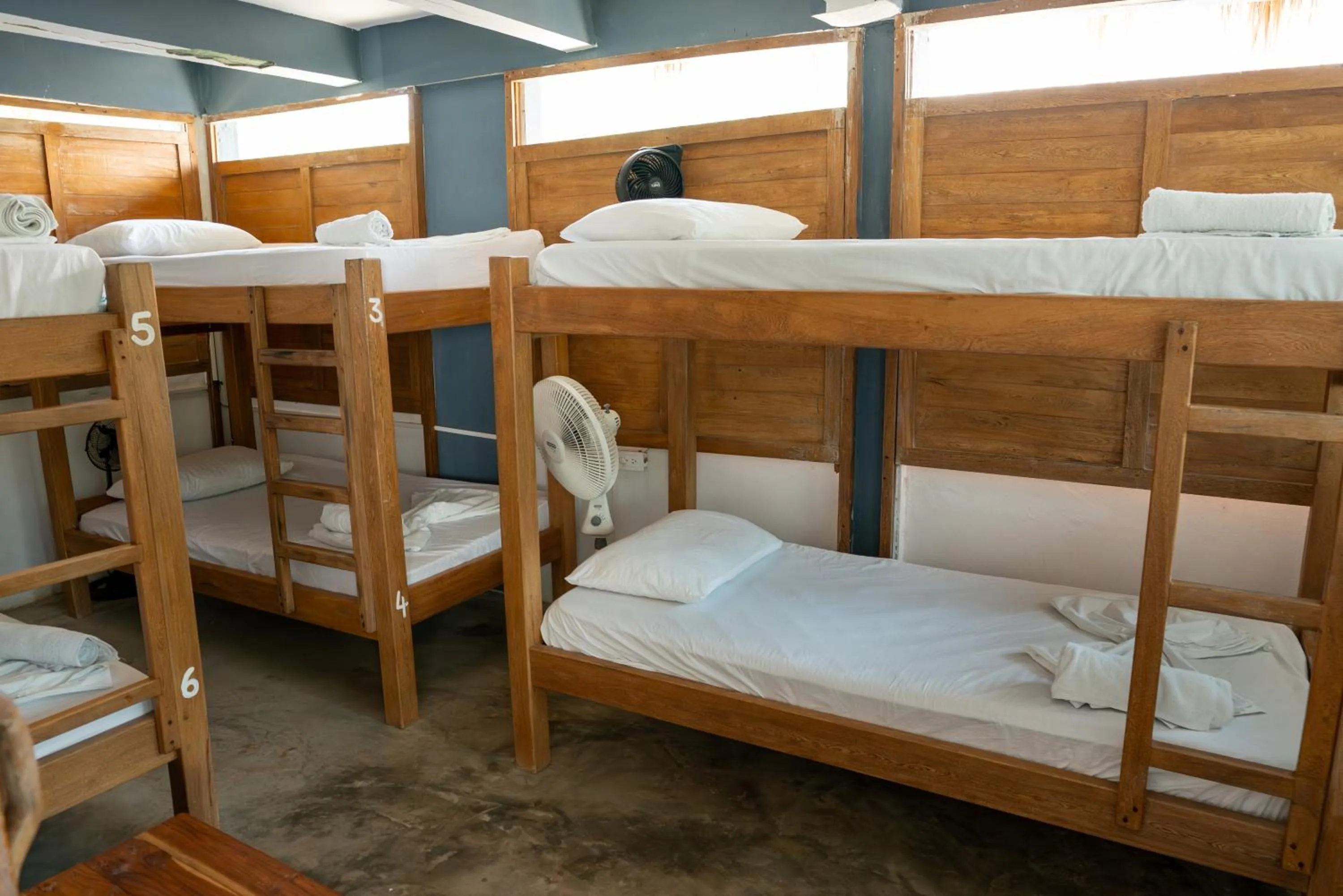 Photo of the whole room, Bed in La Playita Isla Fuerte
