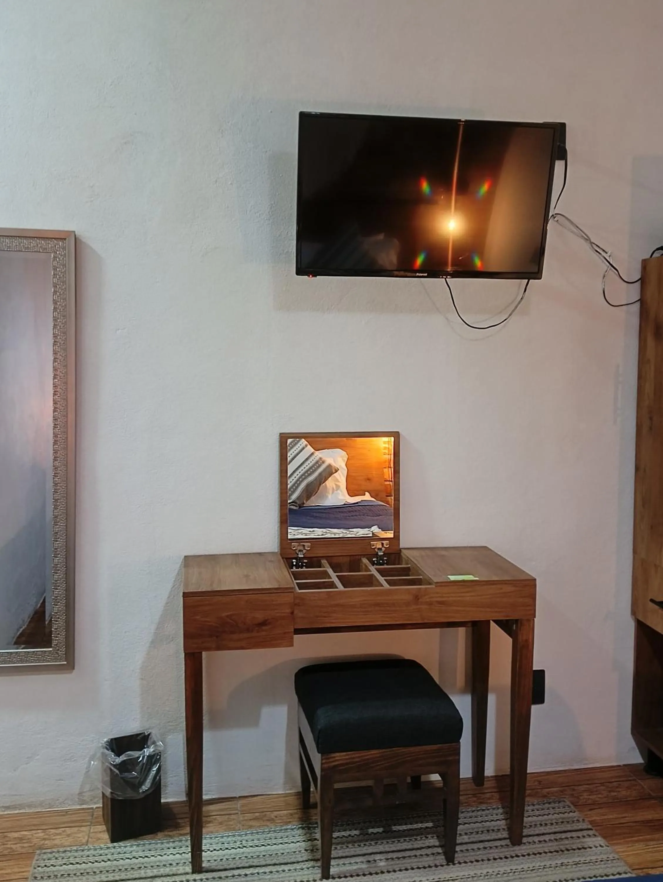 TV and multimedia in Suites del Barrio