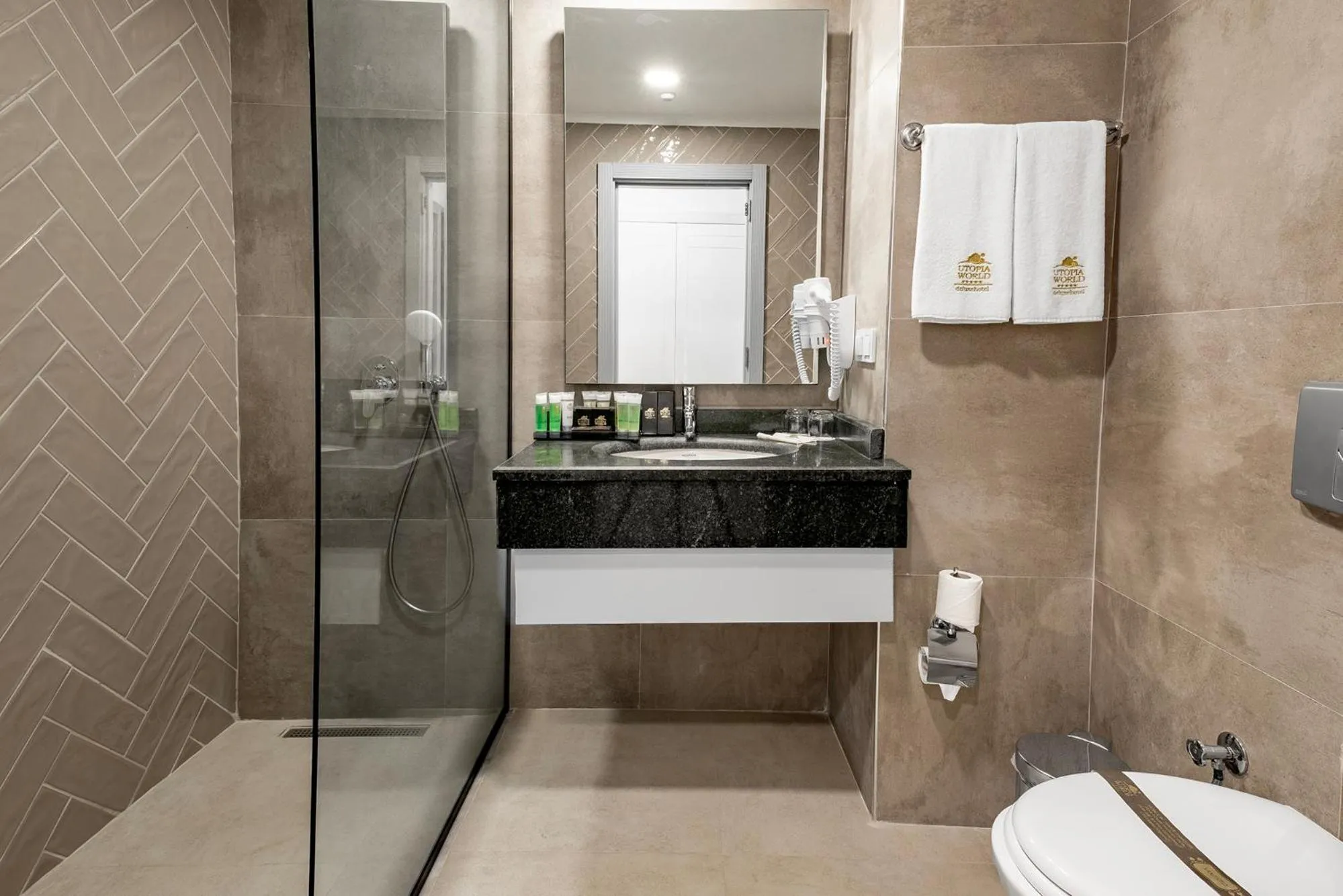 Bathroom in Utopia World