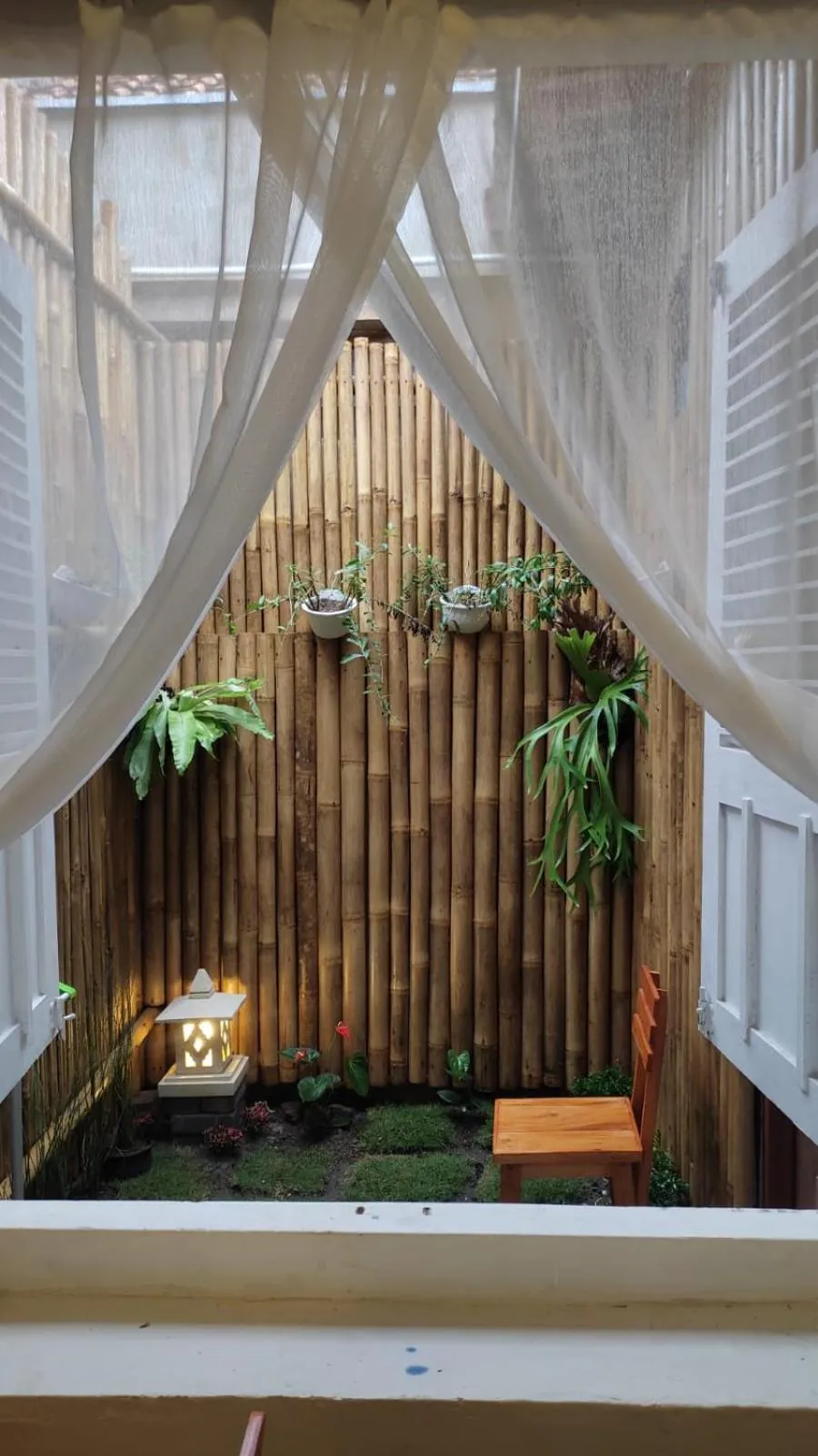 Garden in The Bloomy House