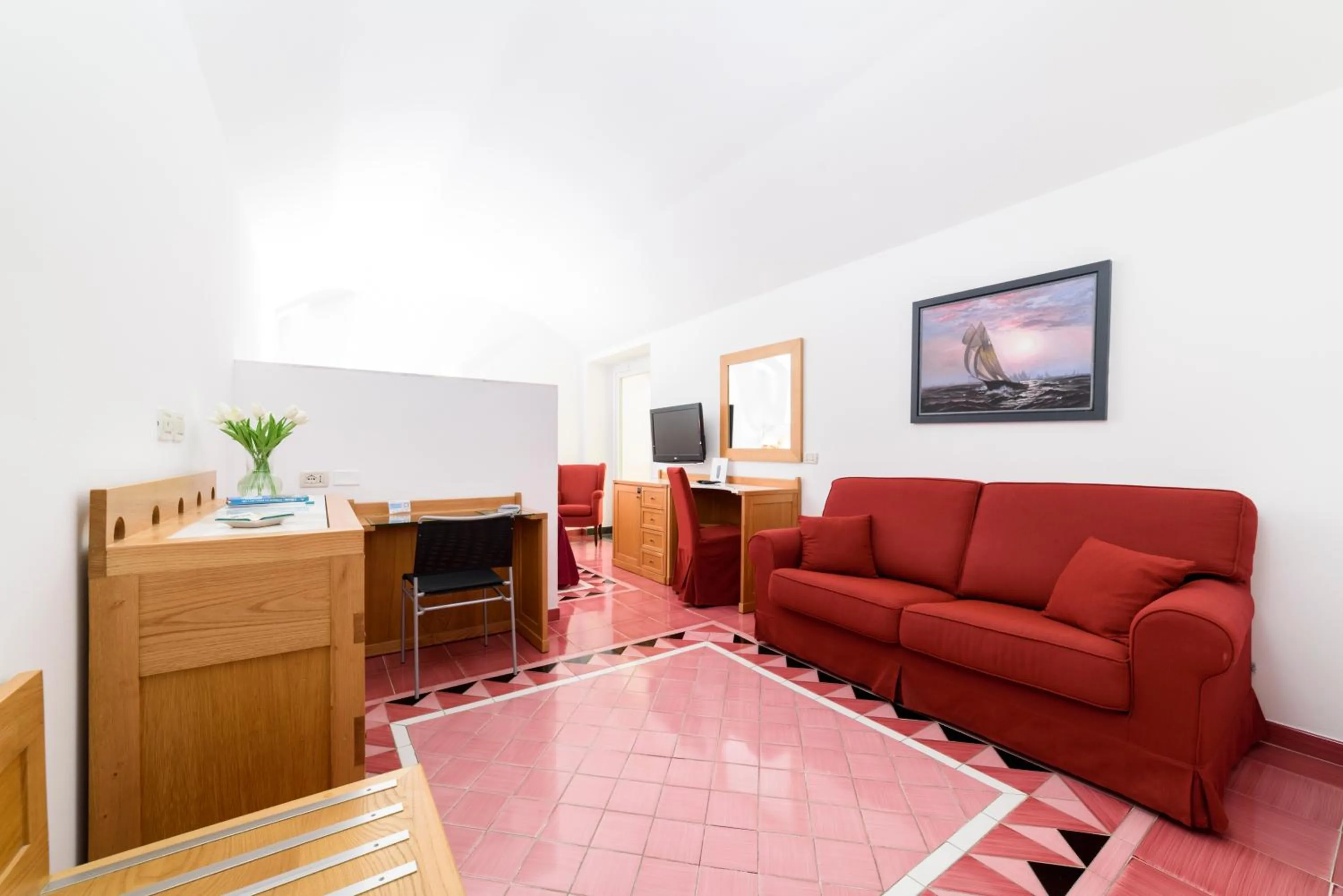 Photo of the whole room in Grand Hotel San Pietro