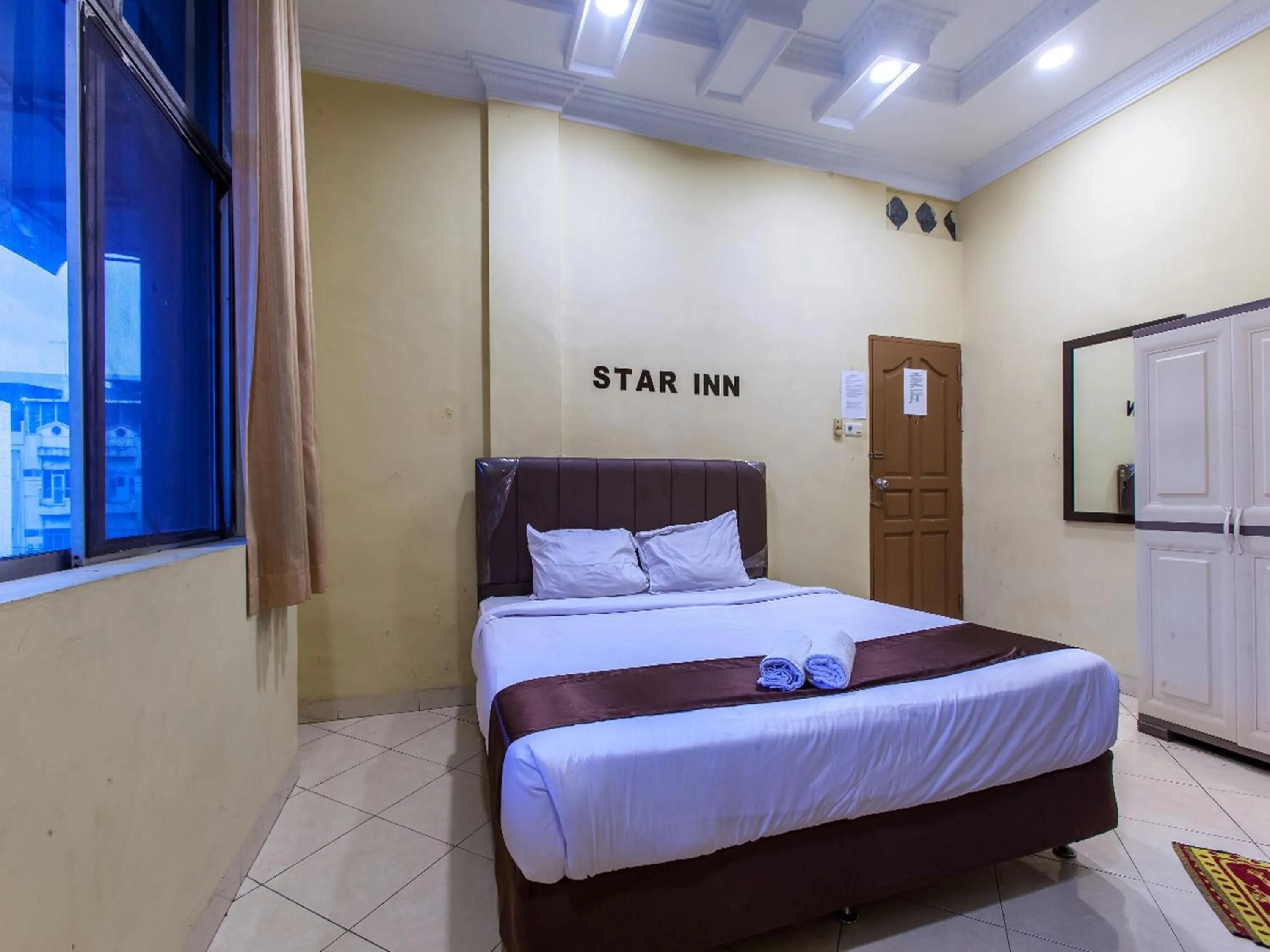 Bed in Star Inn Medan