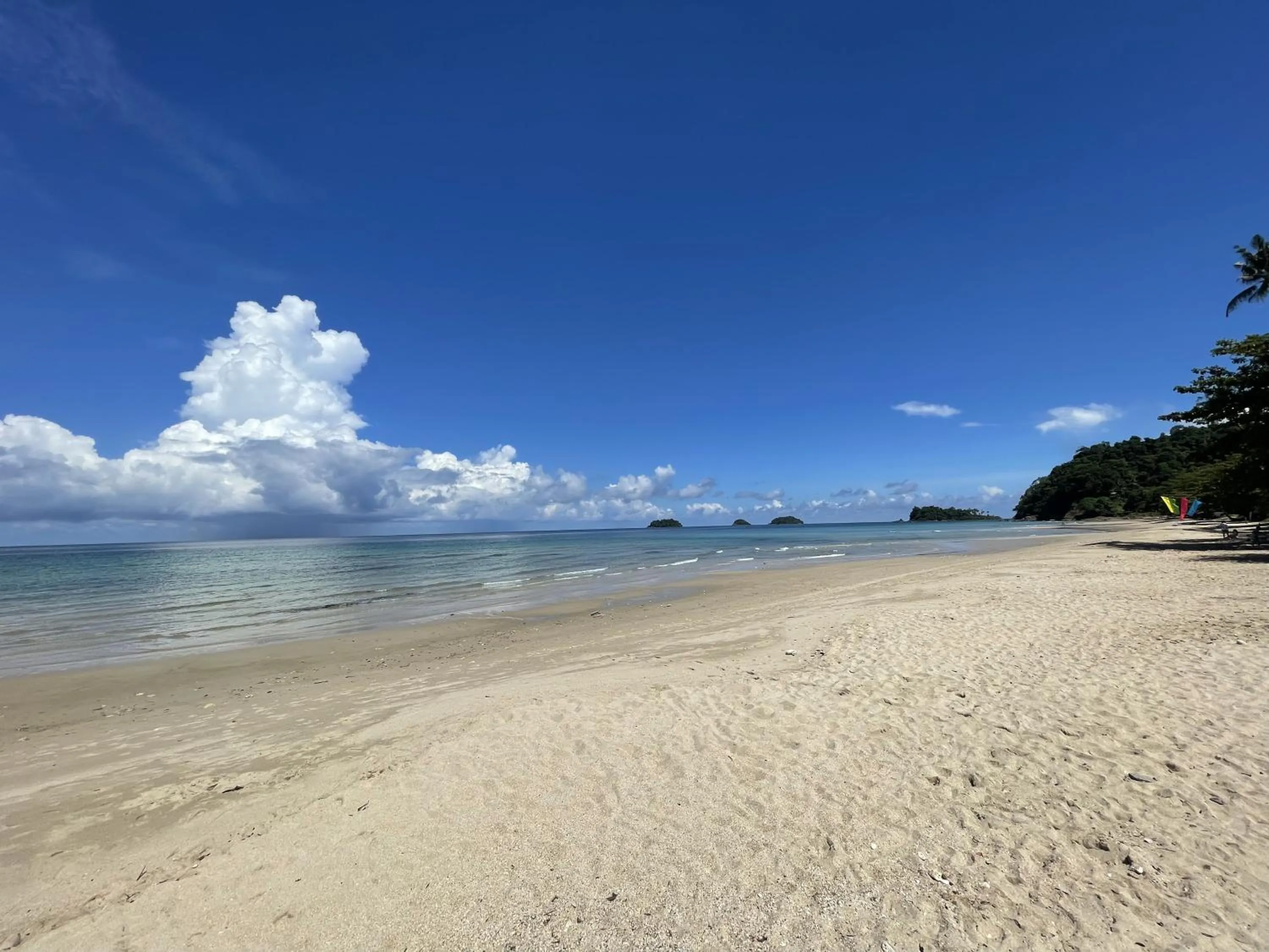 Beach in Vanara Bungalows