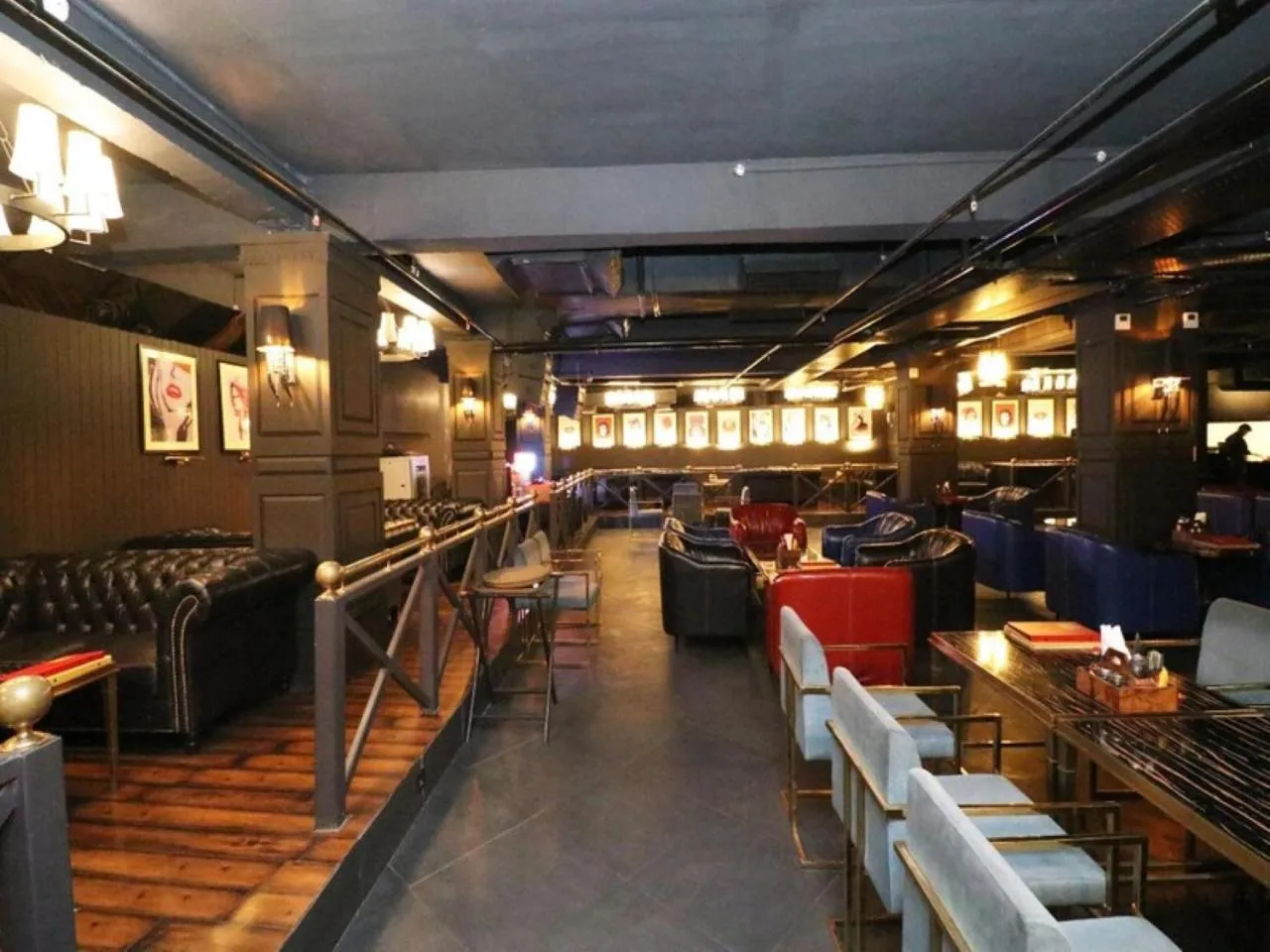 Restaurant/places to eat in Dazzling