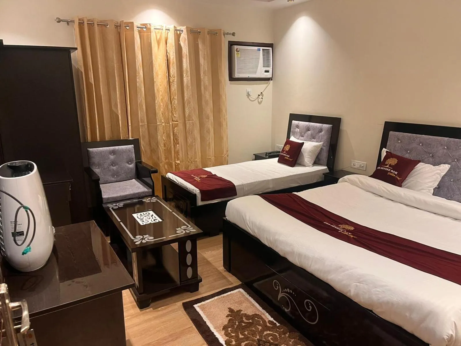 Photo of the whole room, Bed in The Divine Oak Golden Leaf