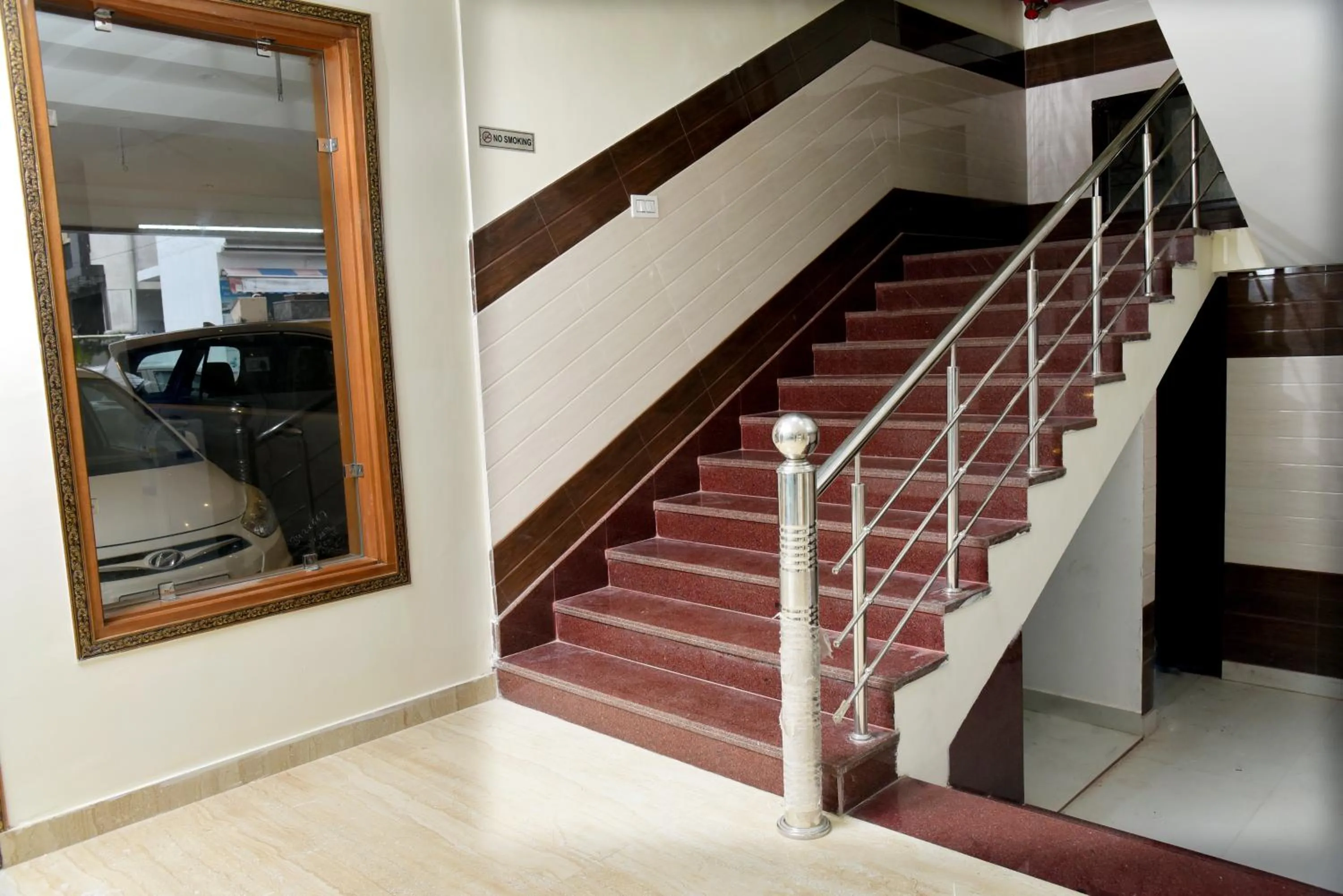 Property building in The Divine Oak Golden Leaf