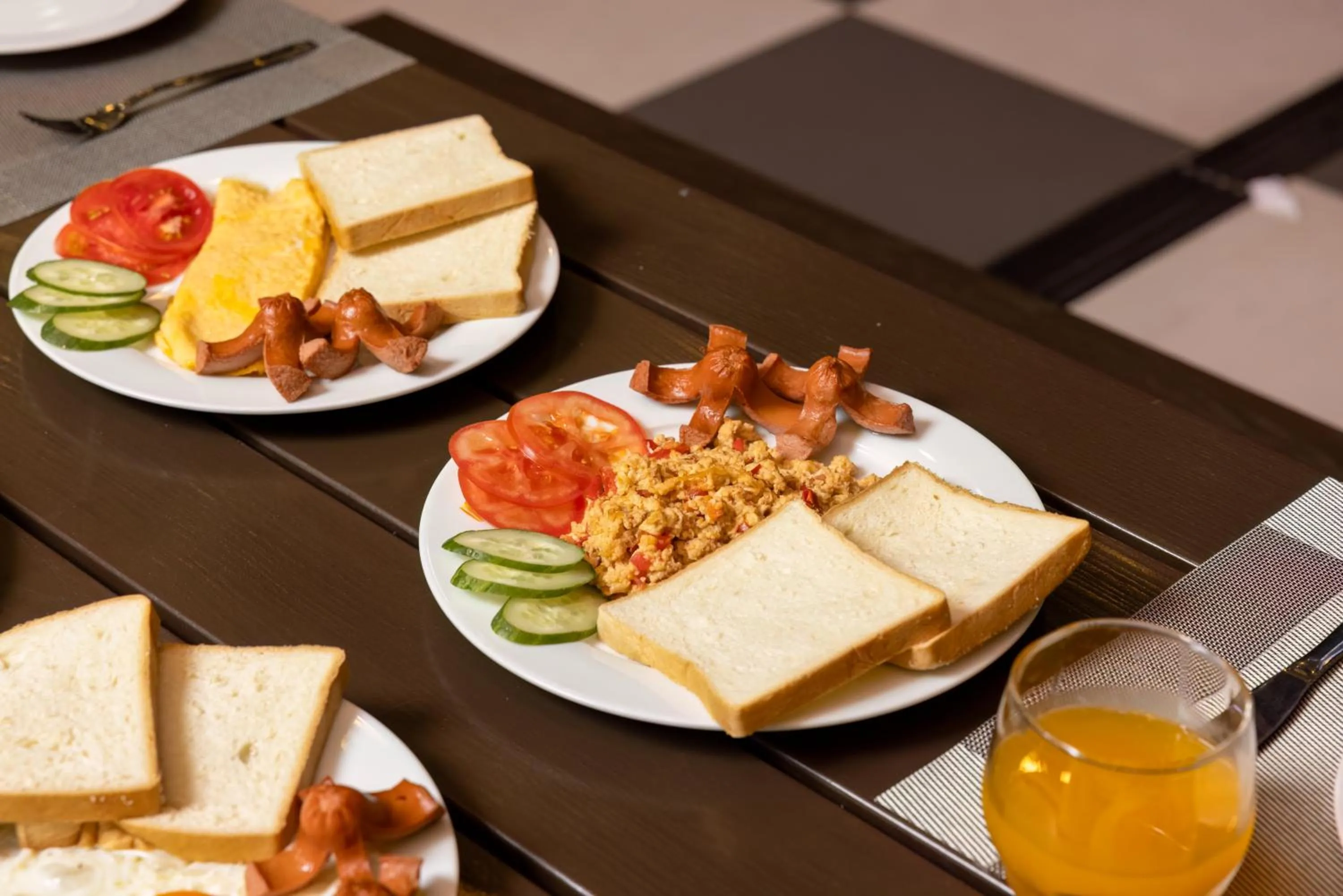 Food and drinks in Cat Ba Seoul 2 Hotel & Apartment