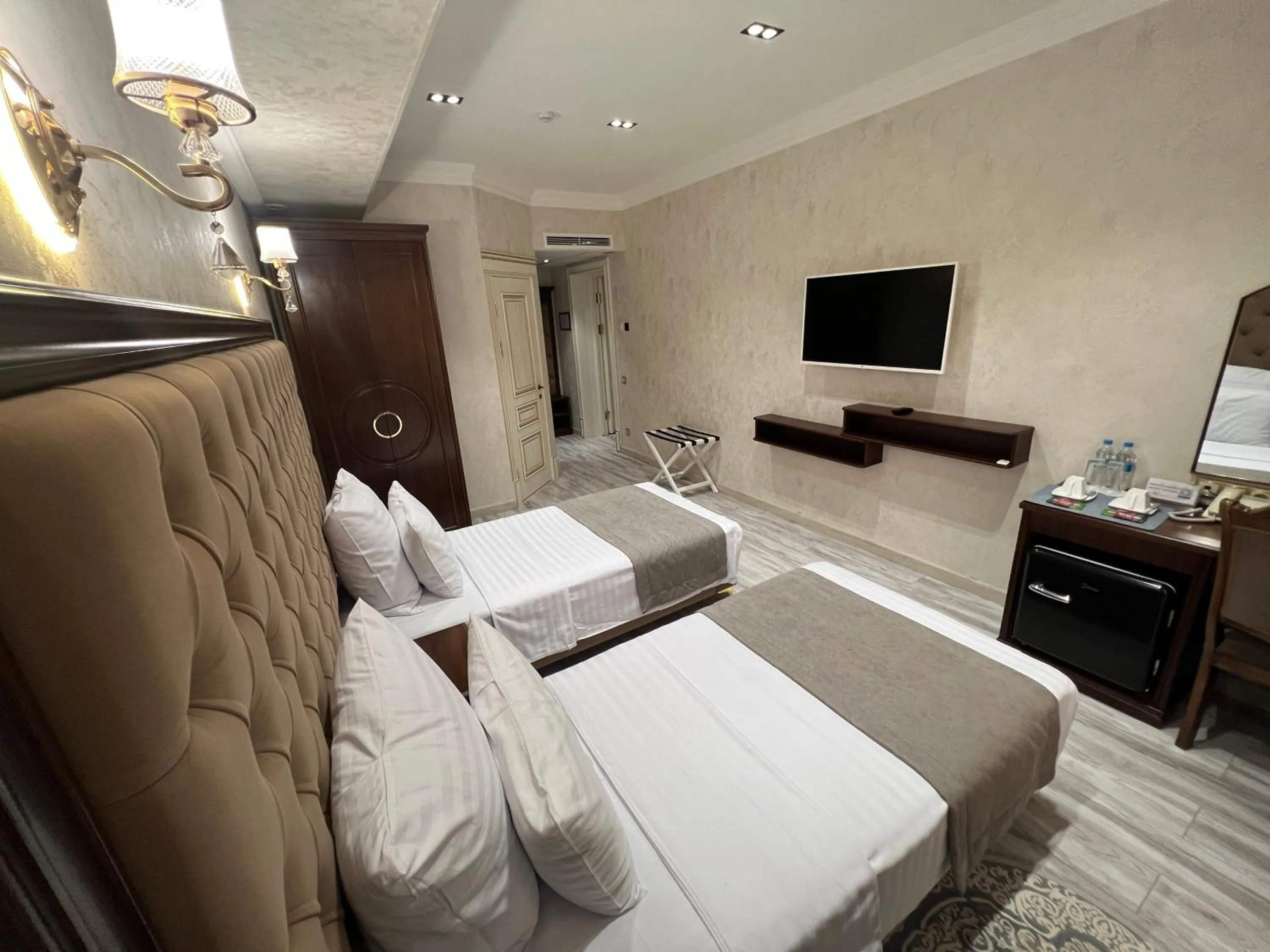 Photo of the whole room, Bed in Golden Samarkand Hotel