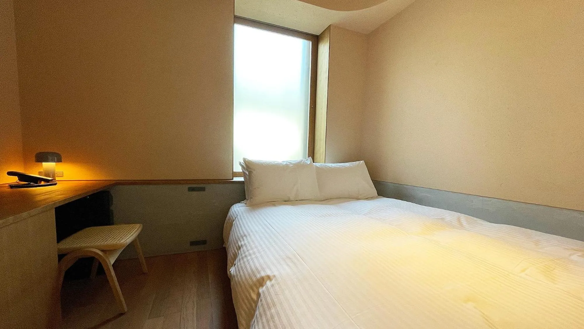 Photo of the whole room, Bed in kamakura seizan