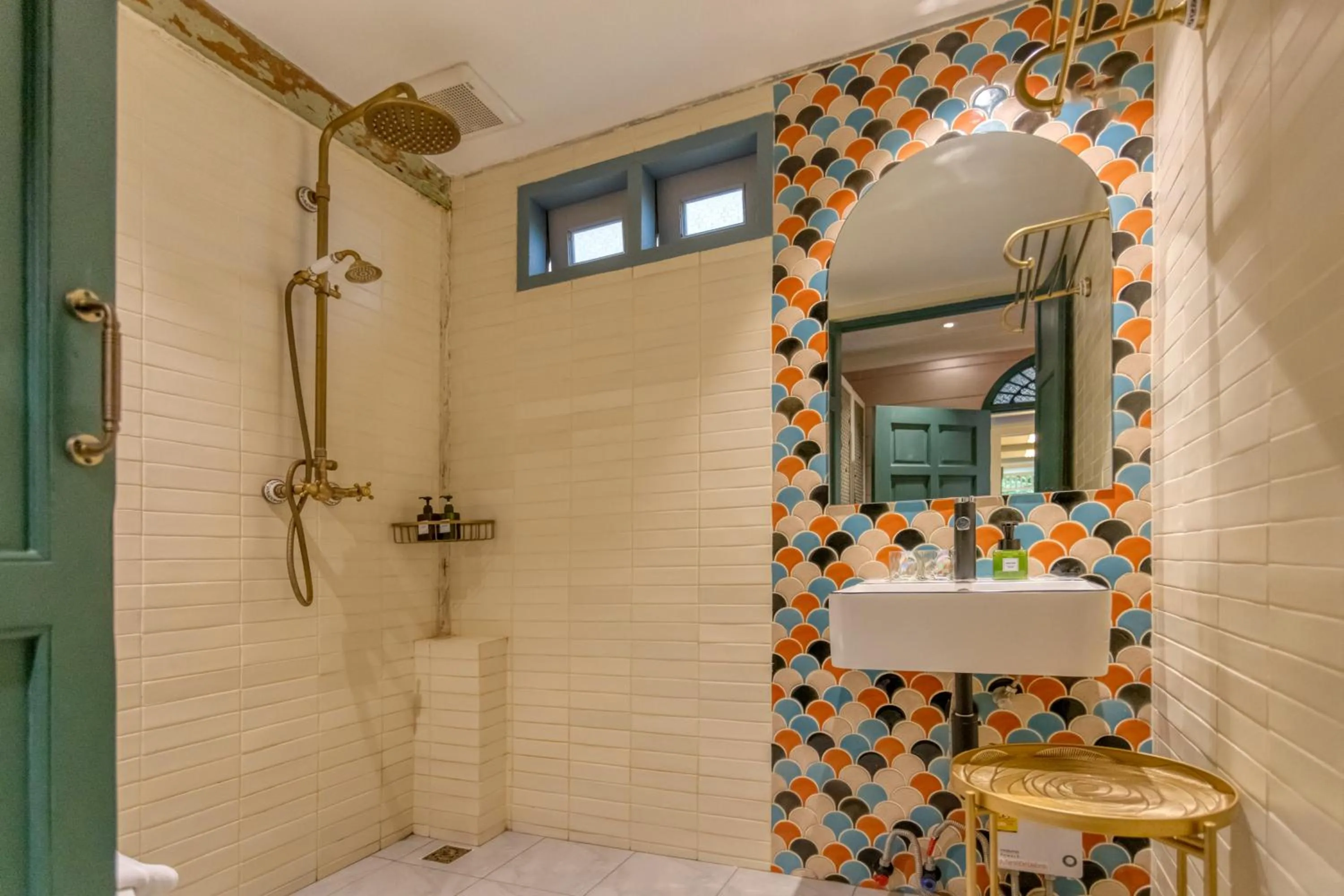 Shower in Priya Boutique House