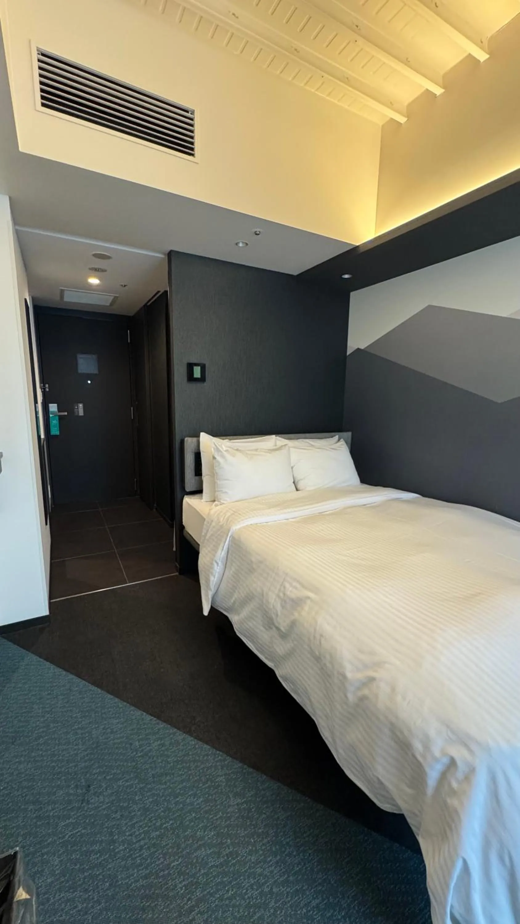 Photo of the whole room, Bed in Prince Smart Inn Kyoto Sanjo