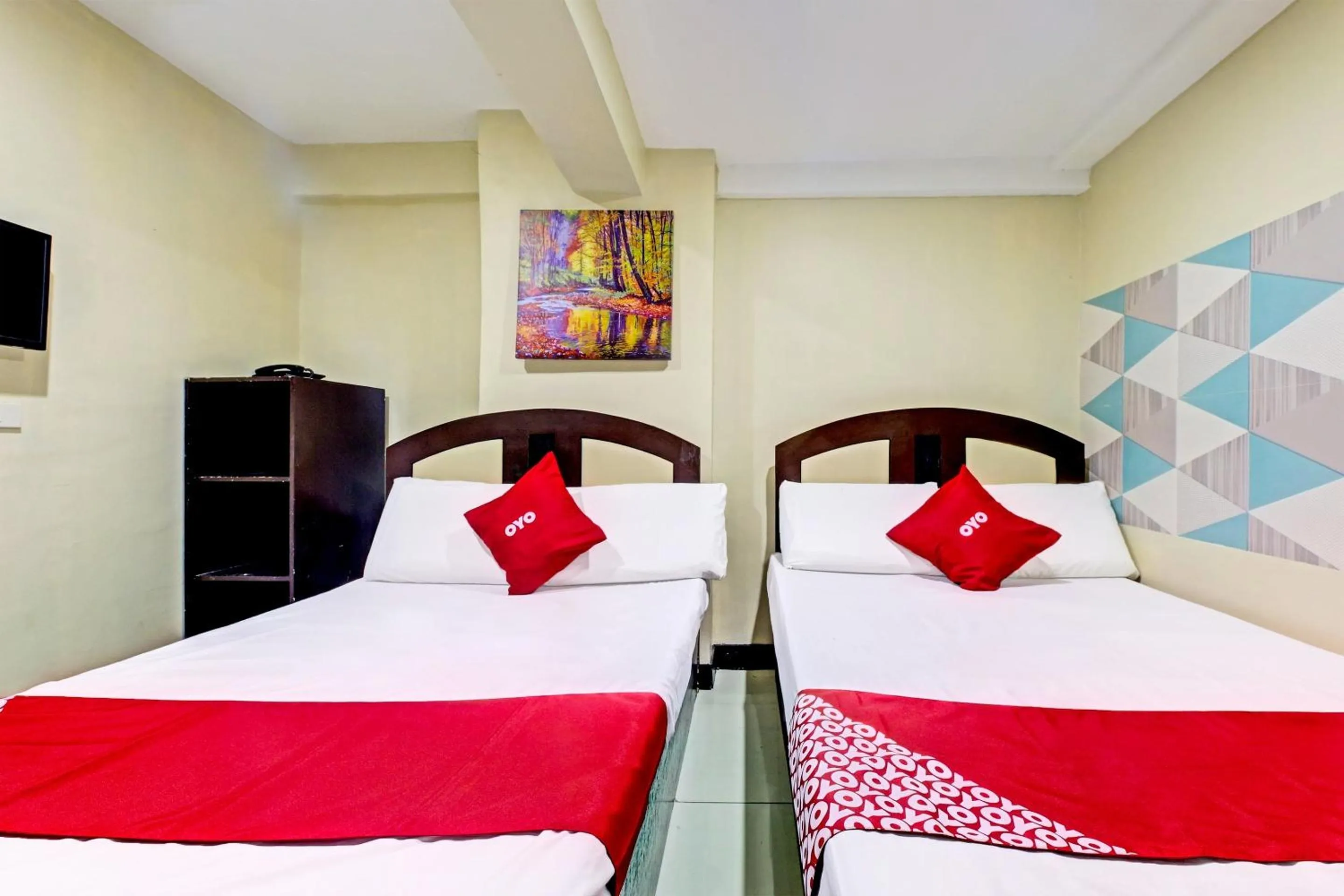 Bedroom, Bed in OYO 894 Cosmo Hotel P Campa Manila