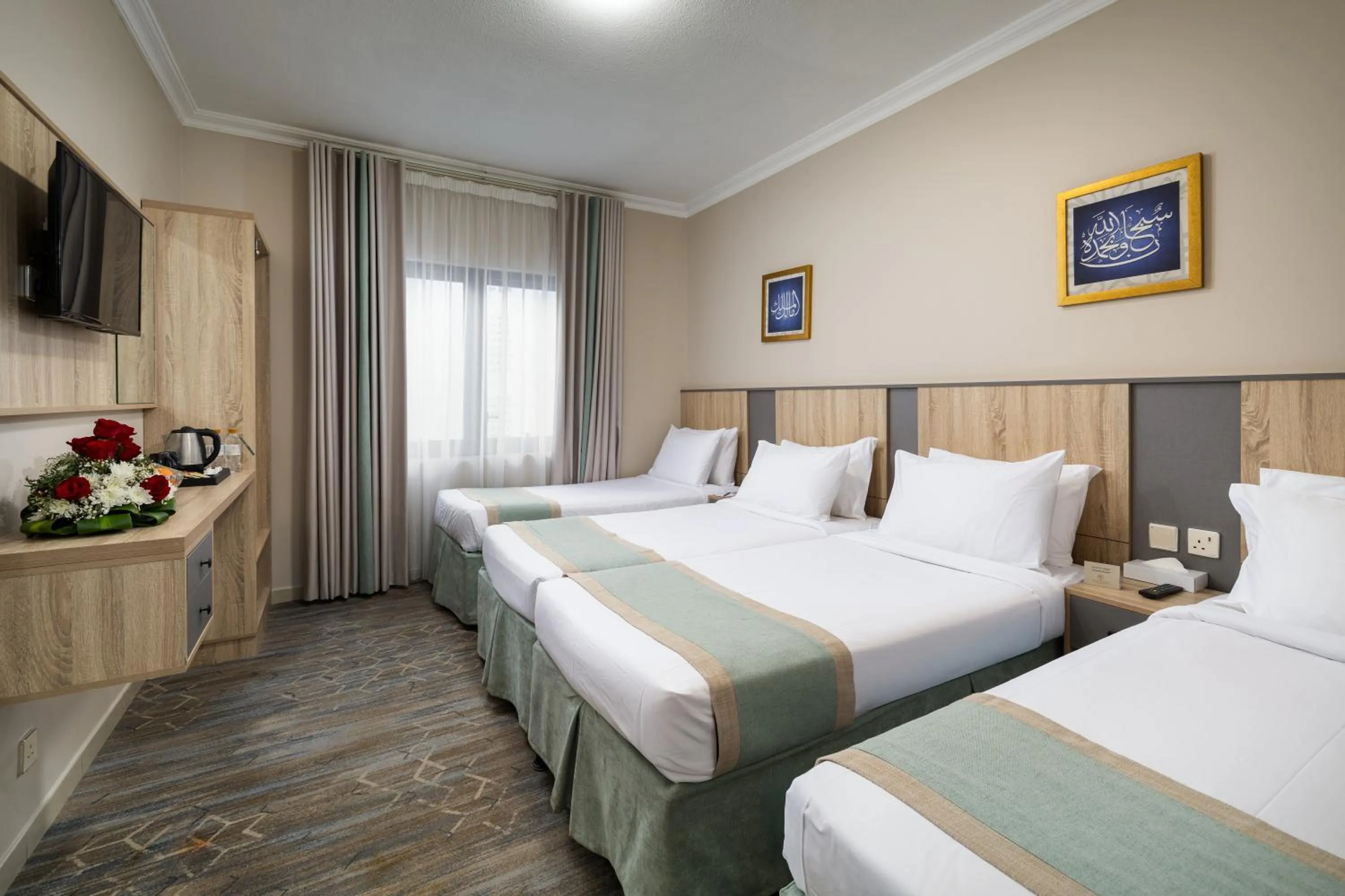 Bed in Emaar Taiba Hotel