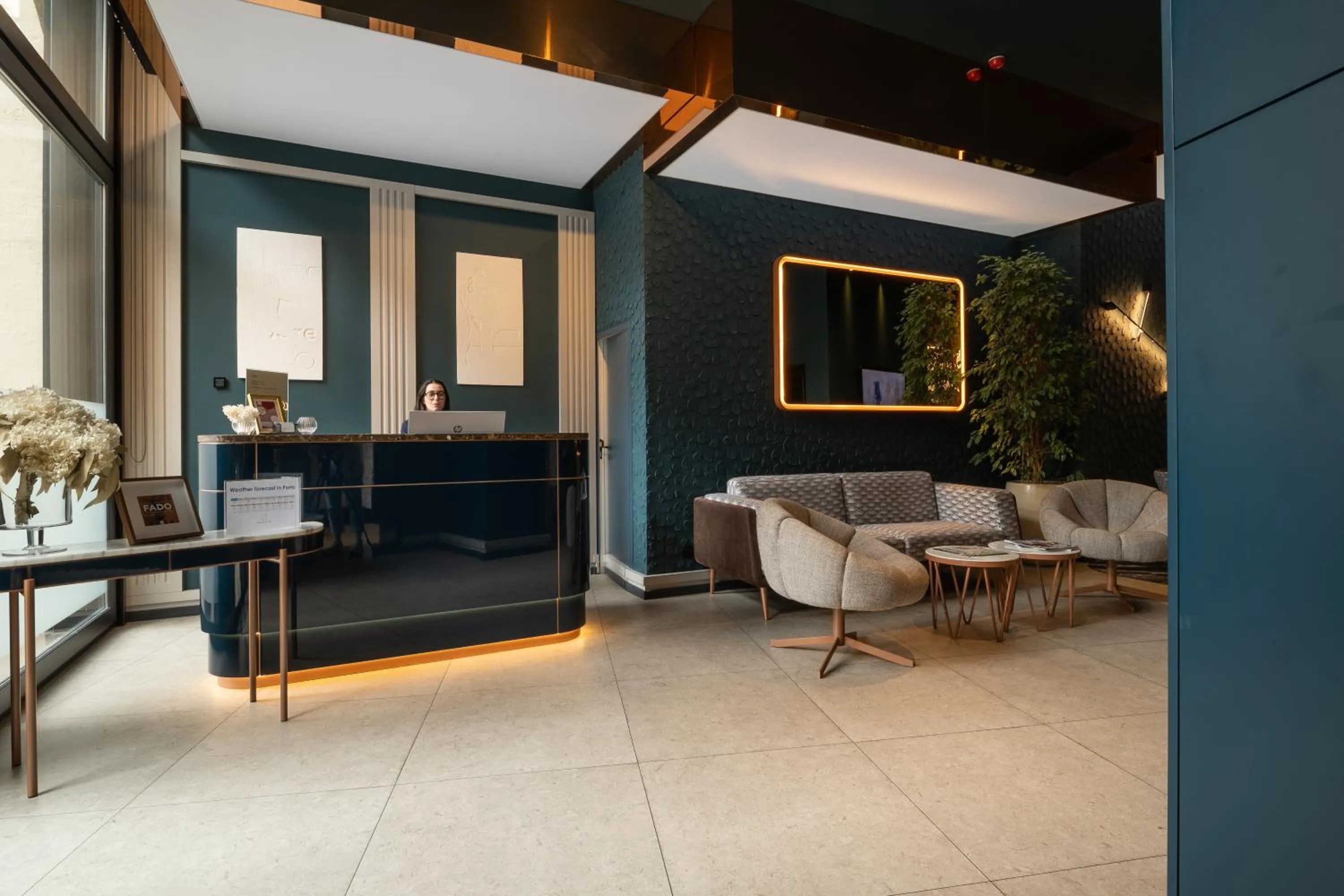 Lobby or reception in Axis Porto Club Aliados