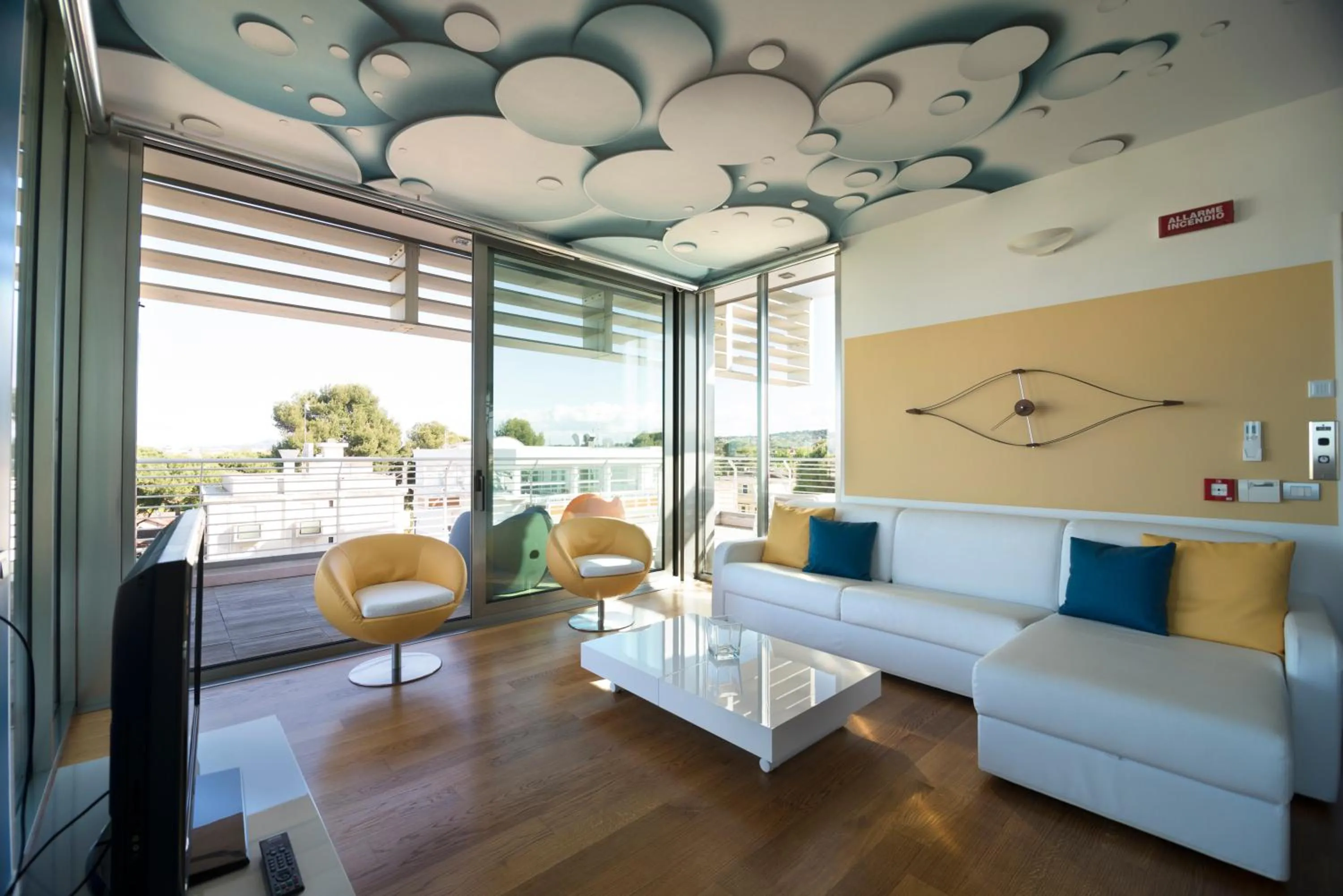 Living room in The One Hotel - Designed for Adults - Pet lovers