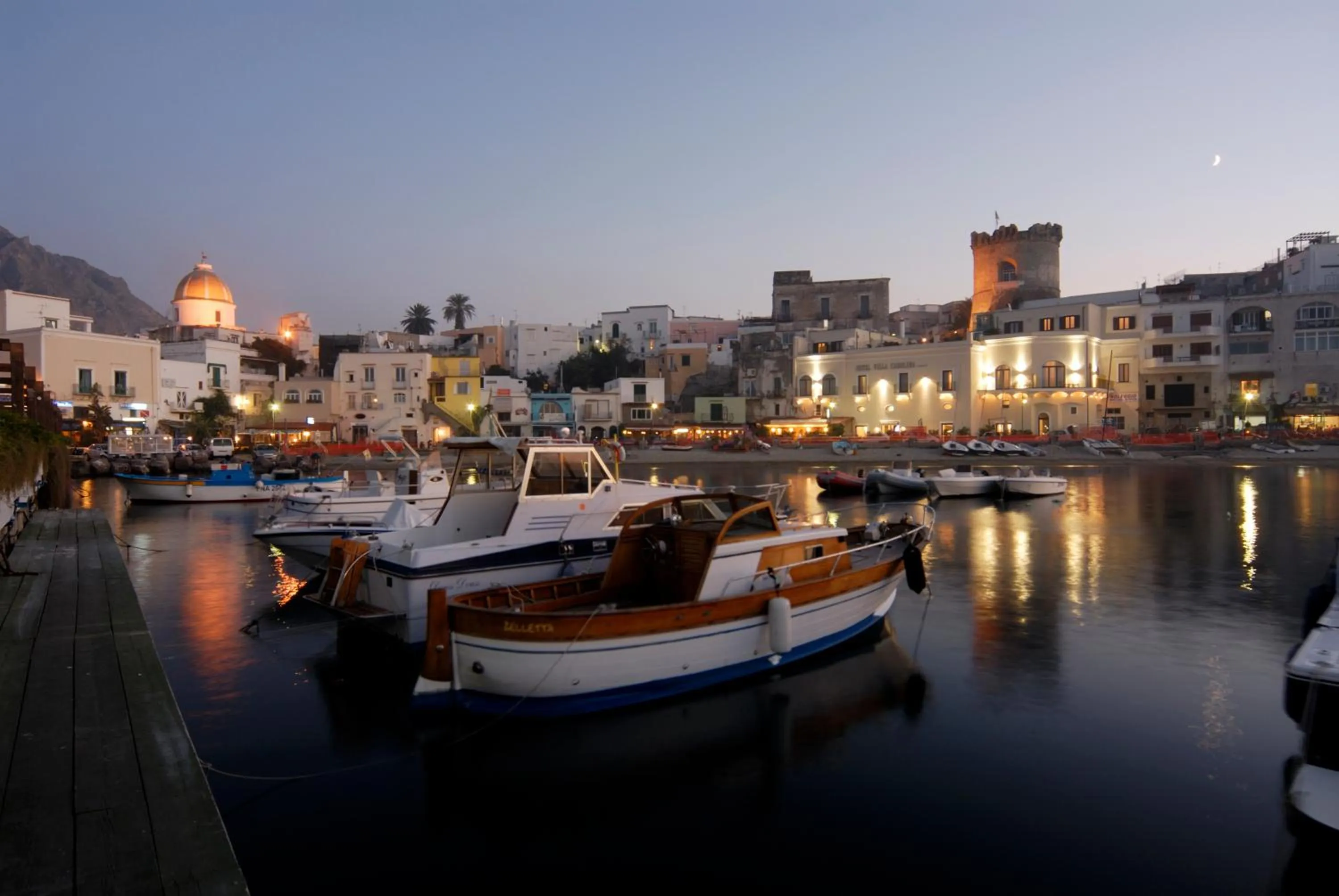 Area and facilities in Hotel Villa Carolina