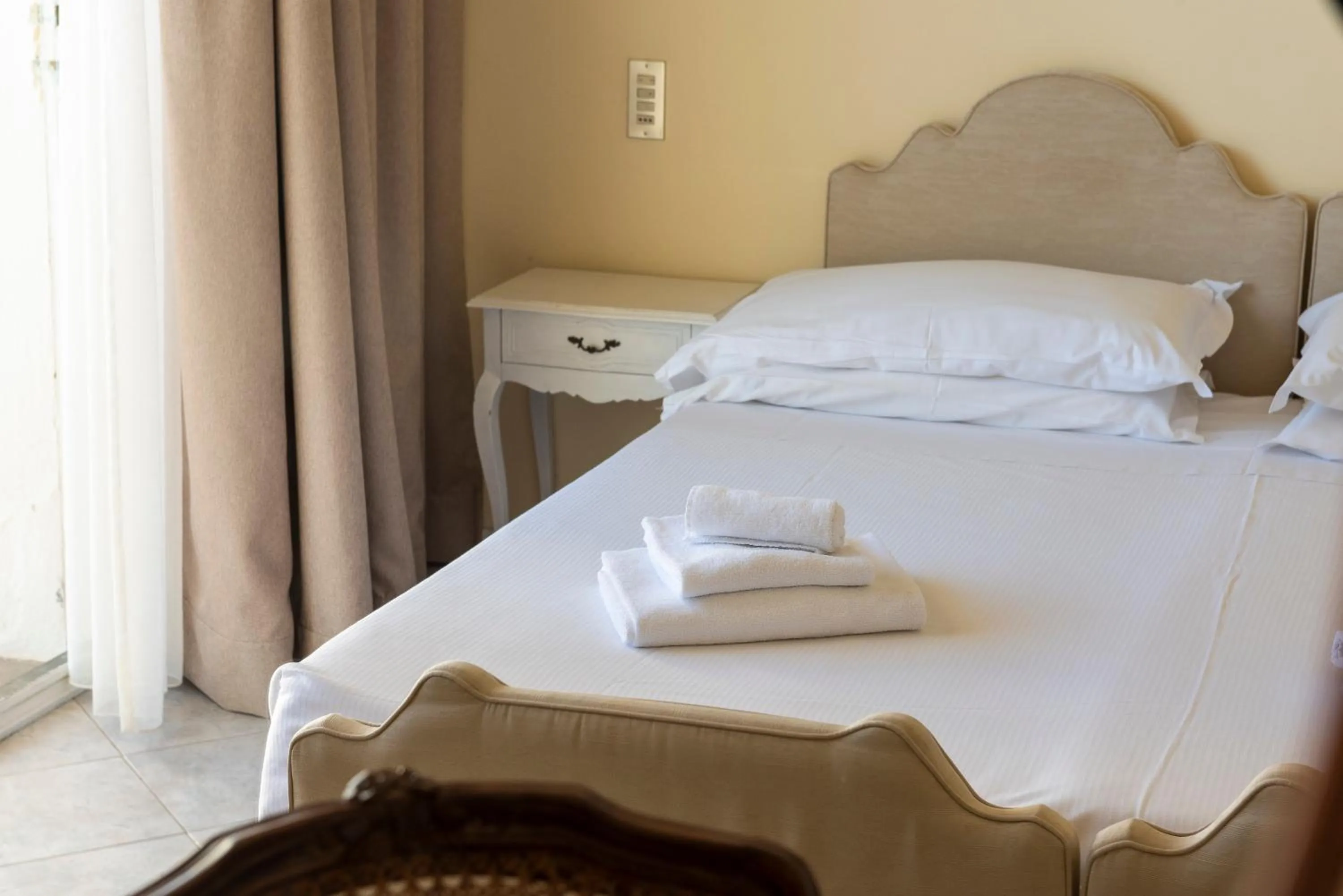 Photo of the whole room, Bed in Hotel Ristorante Maga Circe