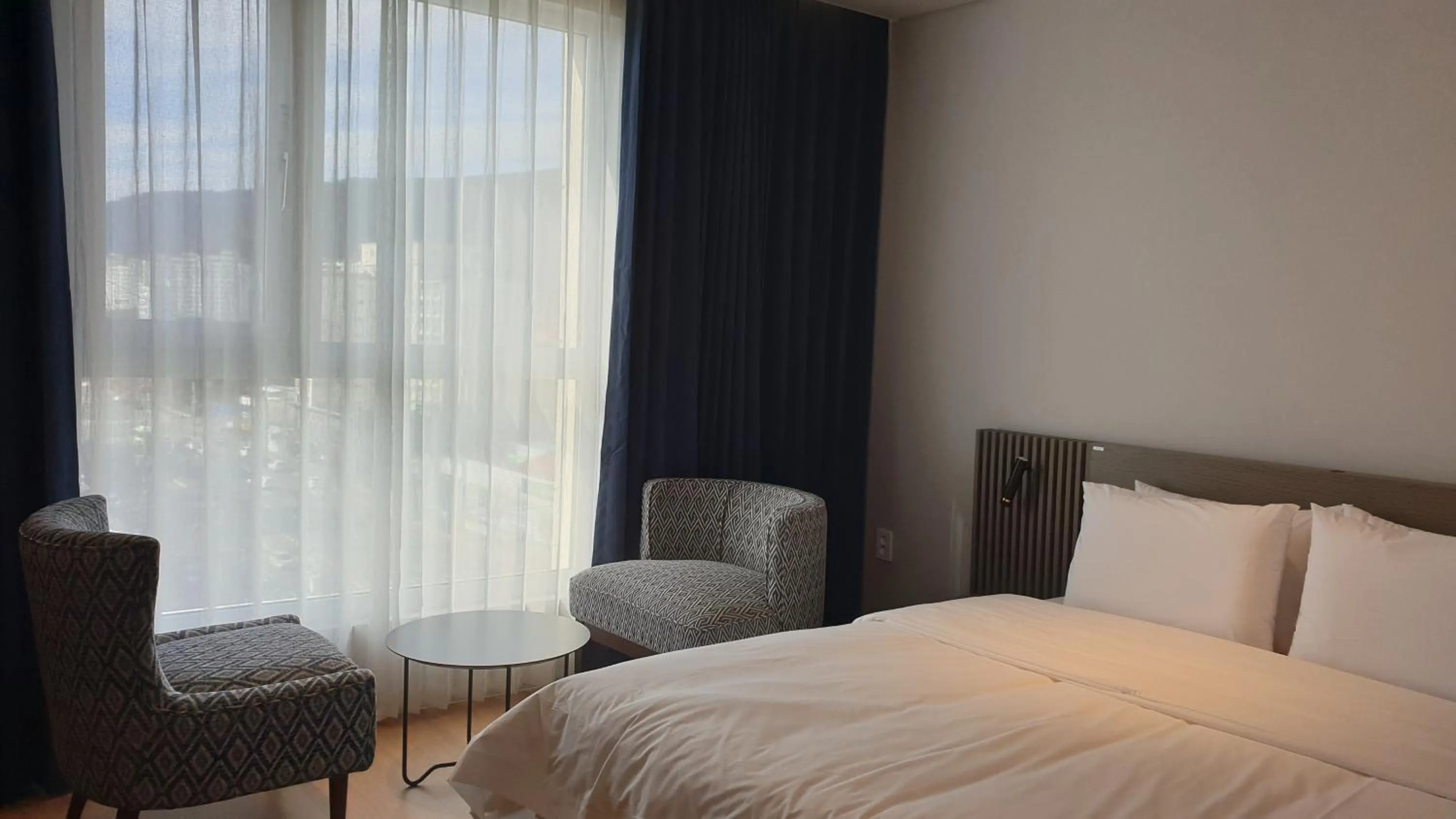 Bedroom, Bed in Jinhae Intercity Hotel