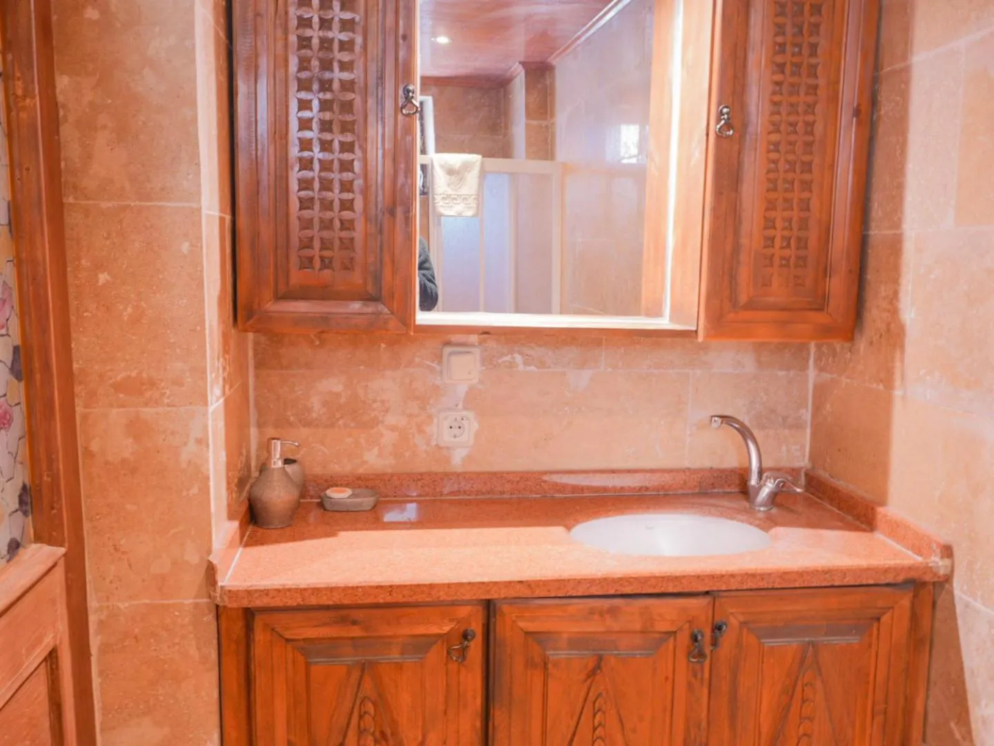 Bathroom in Kismet Cave House