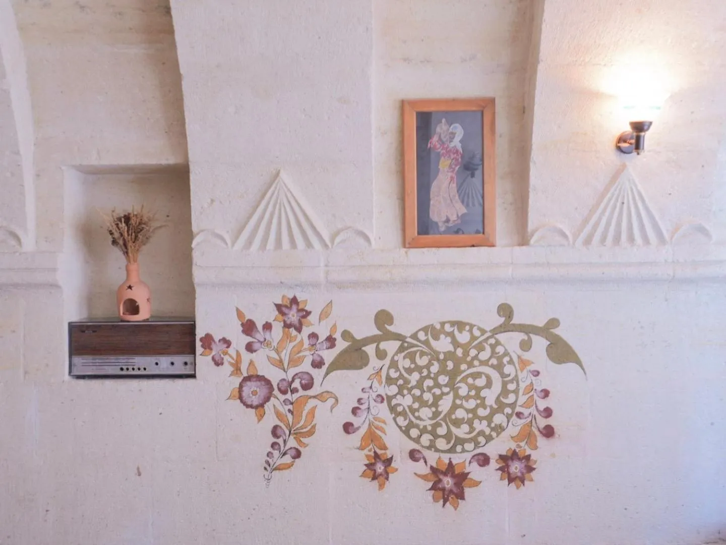 Decorative detail in Kismet Cave House