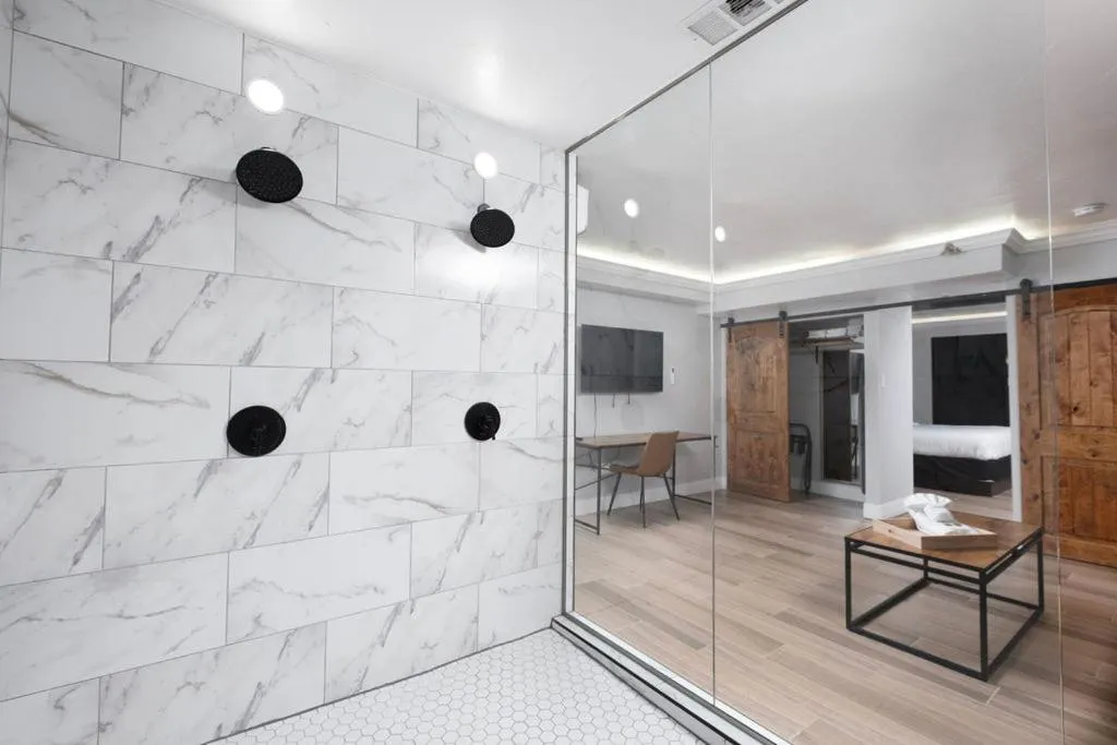 The Westerner - Extended Stay