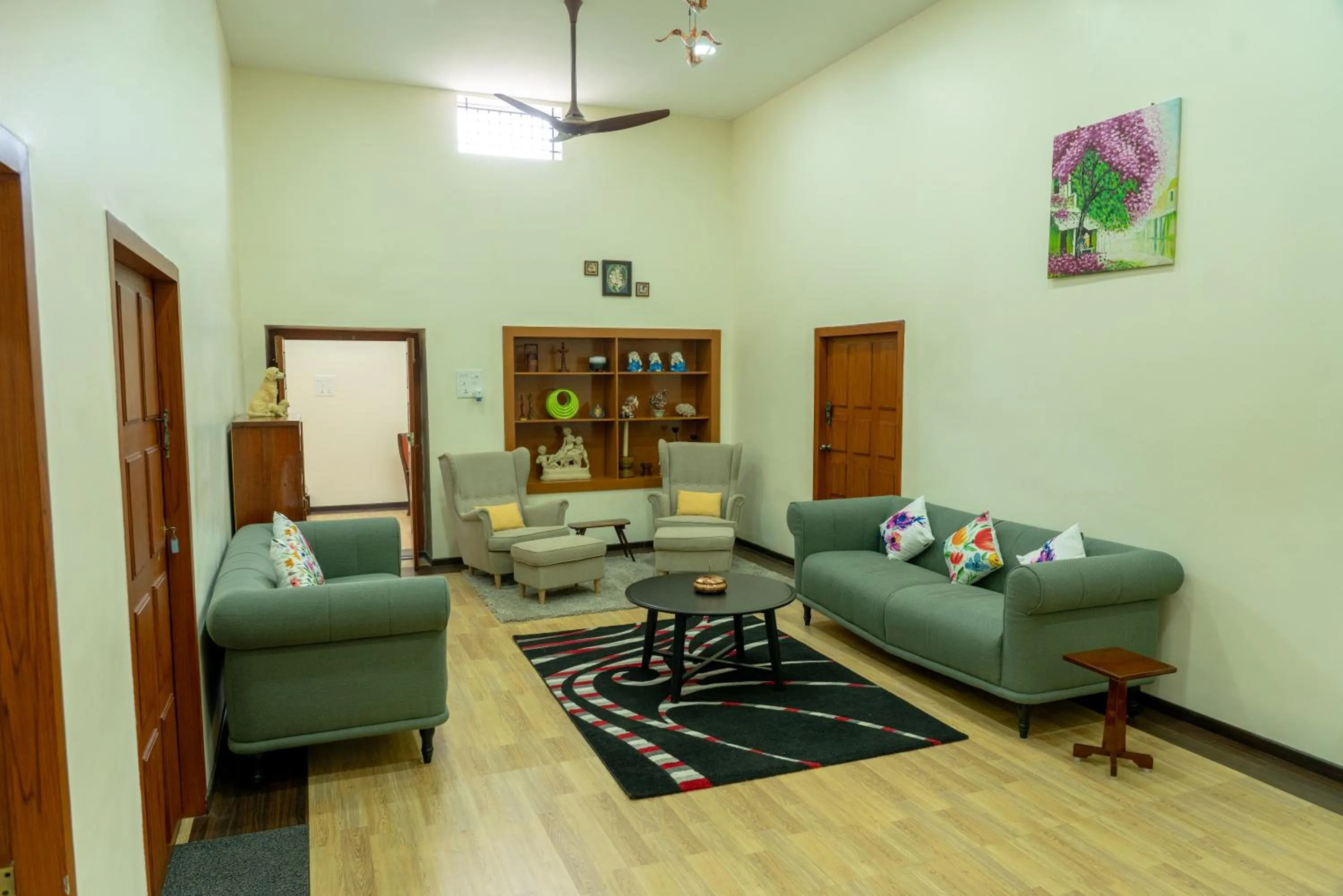 Lobby or reception in The Inglewood Bungalow