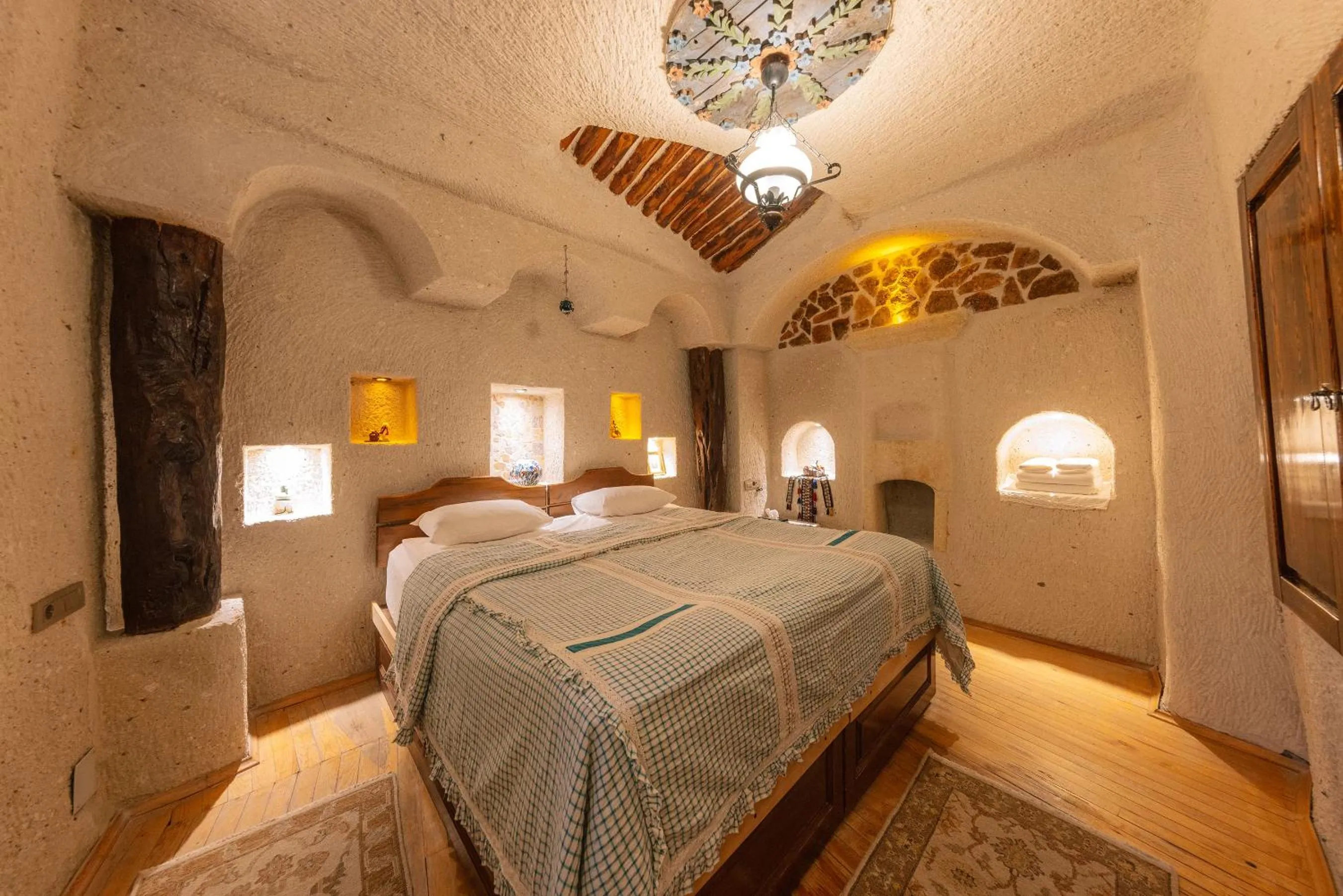 Bed in Cappadocia Cave Suites Adult Only
