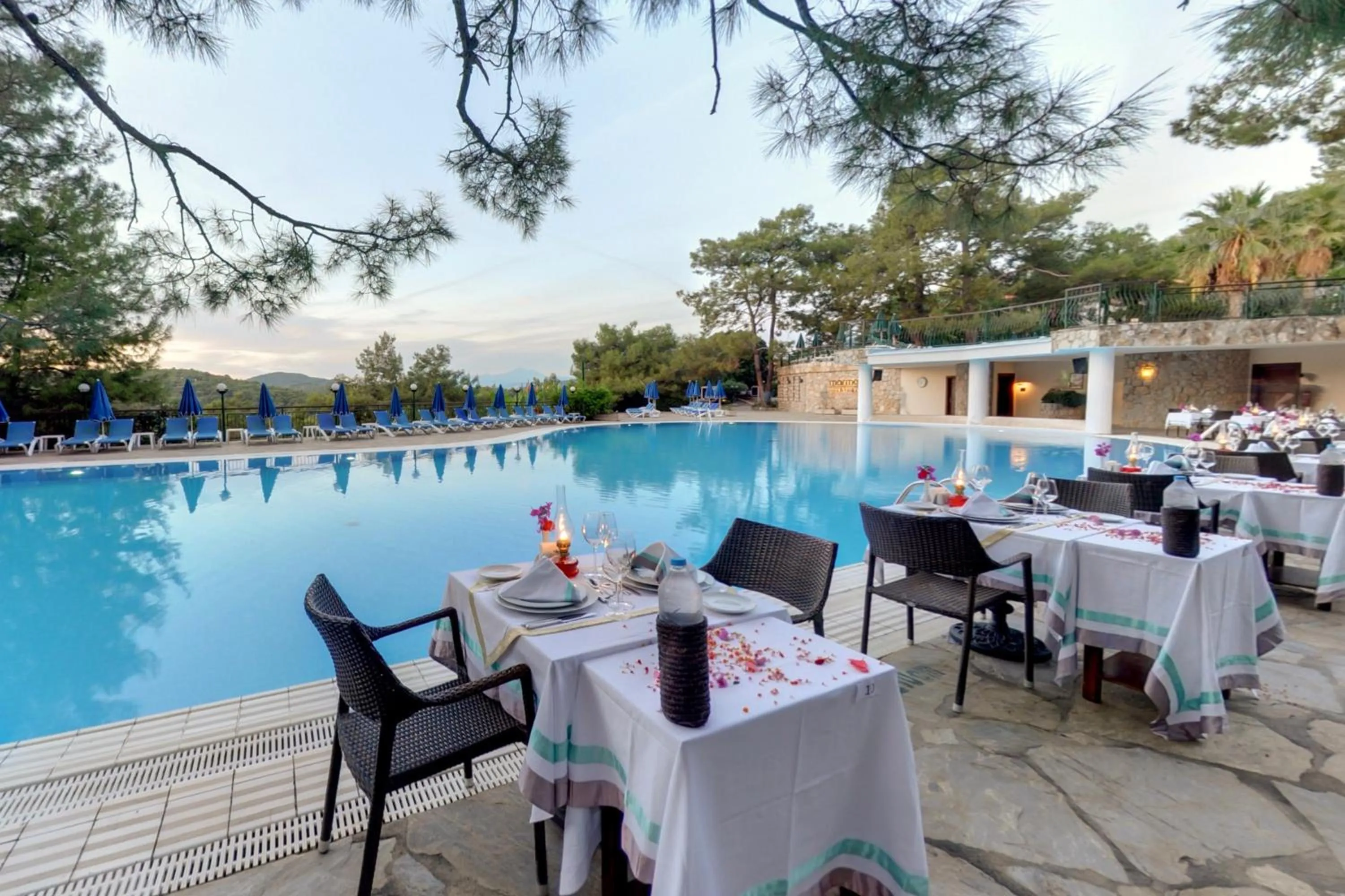 Restaurant/places to eat in Montana Pine Resort - All Inclusive