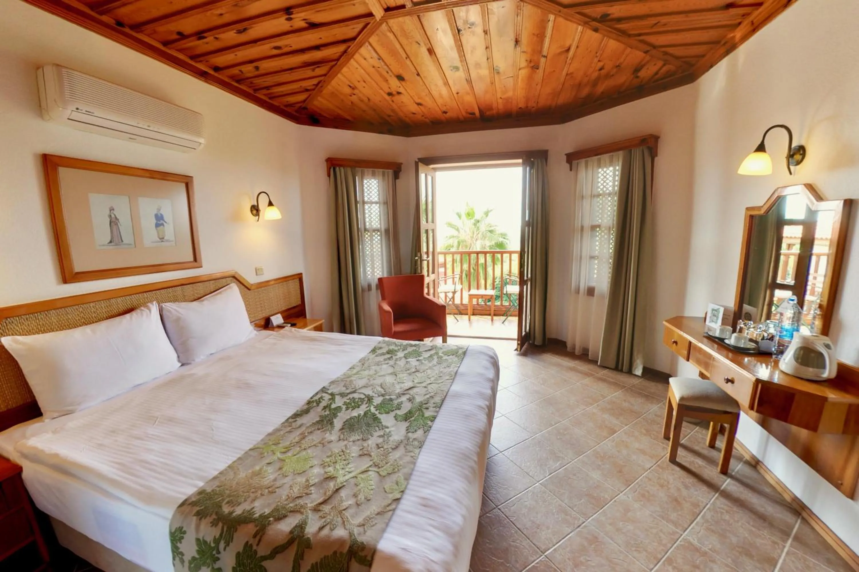 Photo of the whole room in Montana Pine Resort - All Inclusive