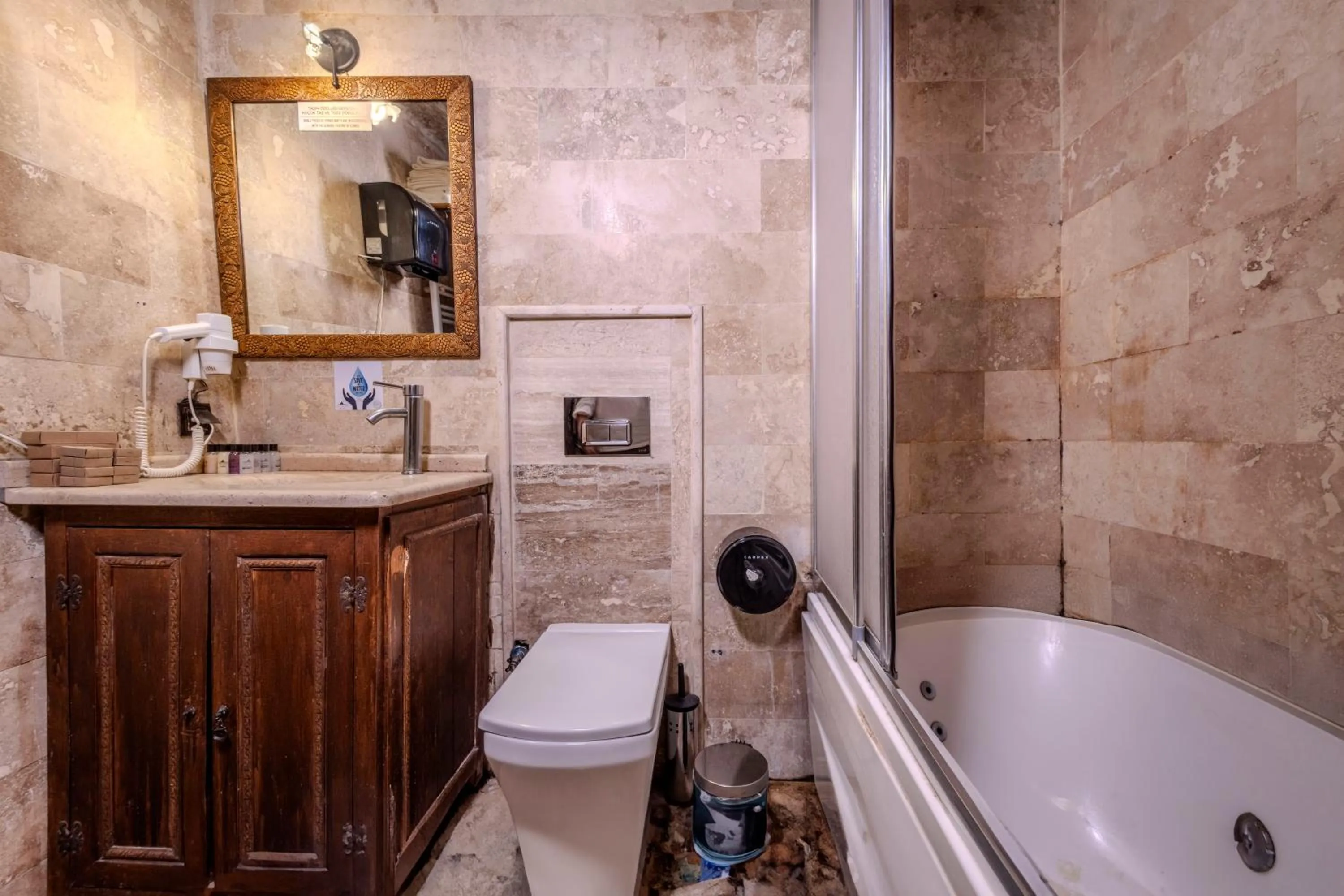 Shower in Ascension Cave Suites - Special Class