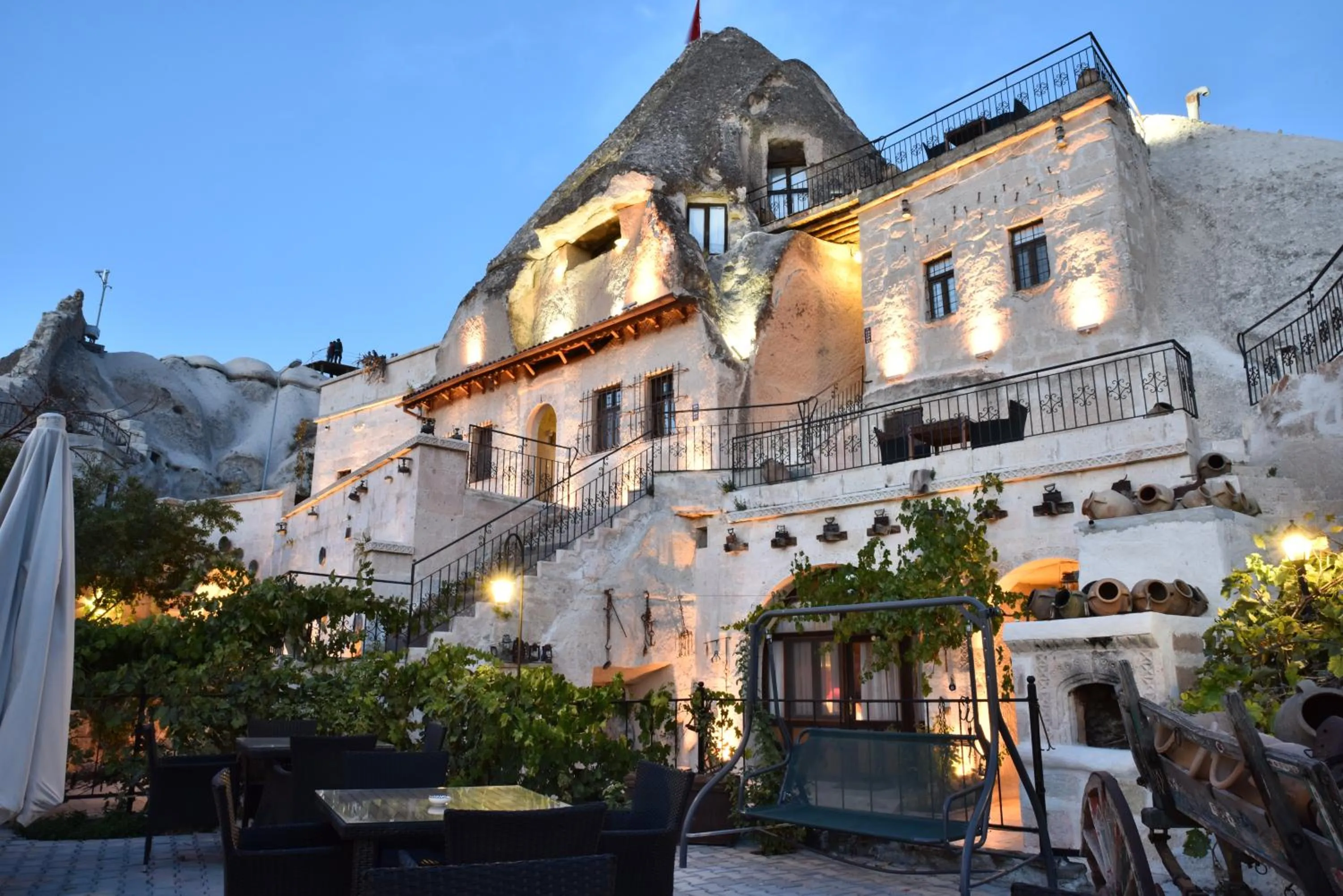 Property building in Ascension Cave Suites - Special Class