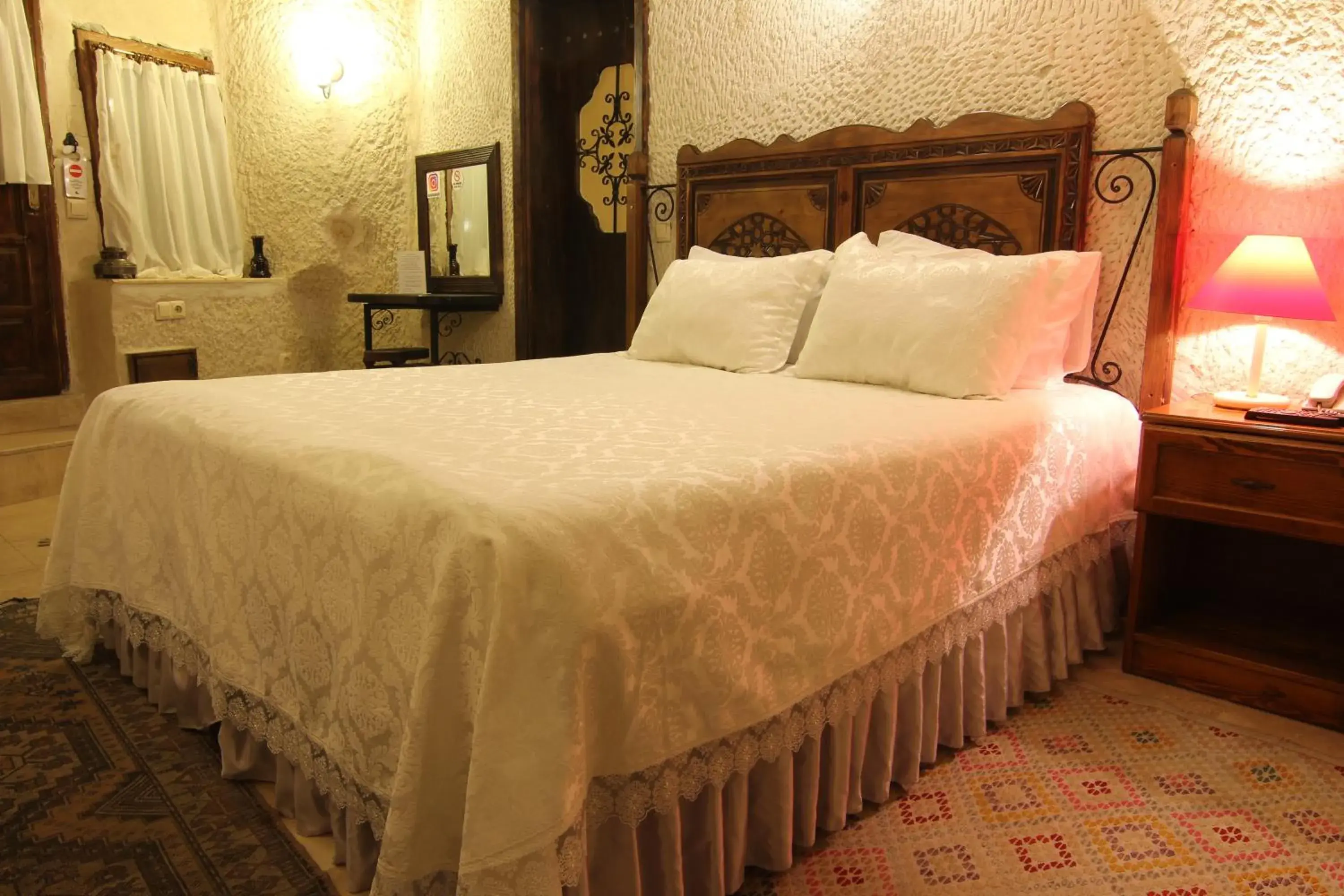 Classic Cave Suite 101 in Ascension Cave Suites - Special Class Classic Cave Suite 101 in Ascension Cave Suites - Special Class